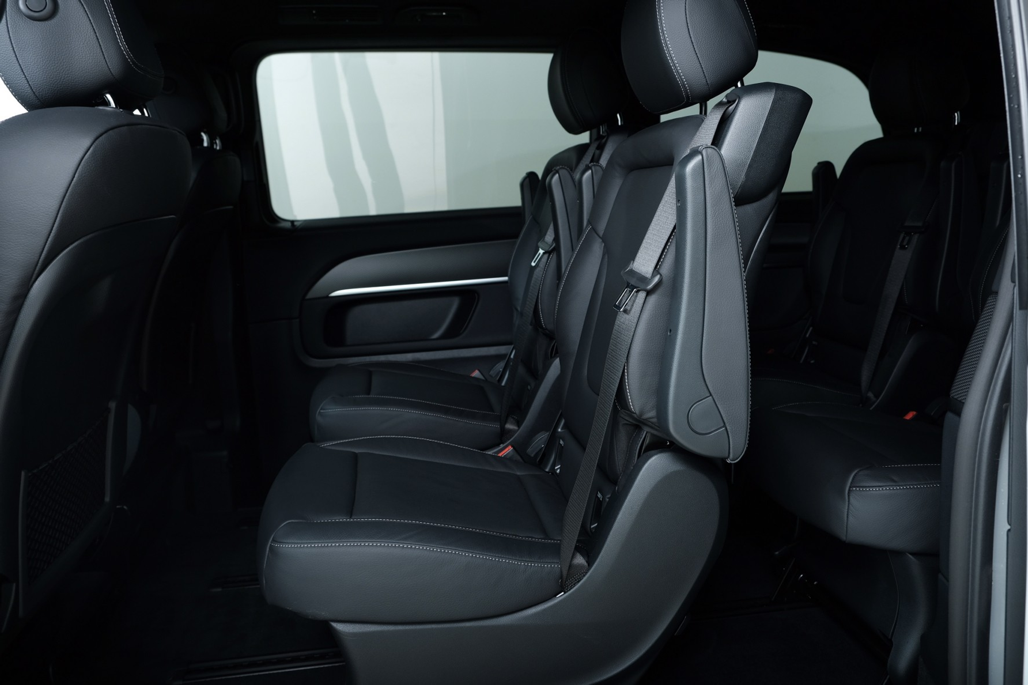 listing desktop thumbnail image 10