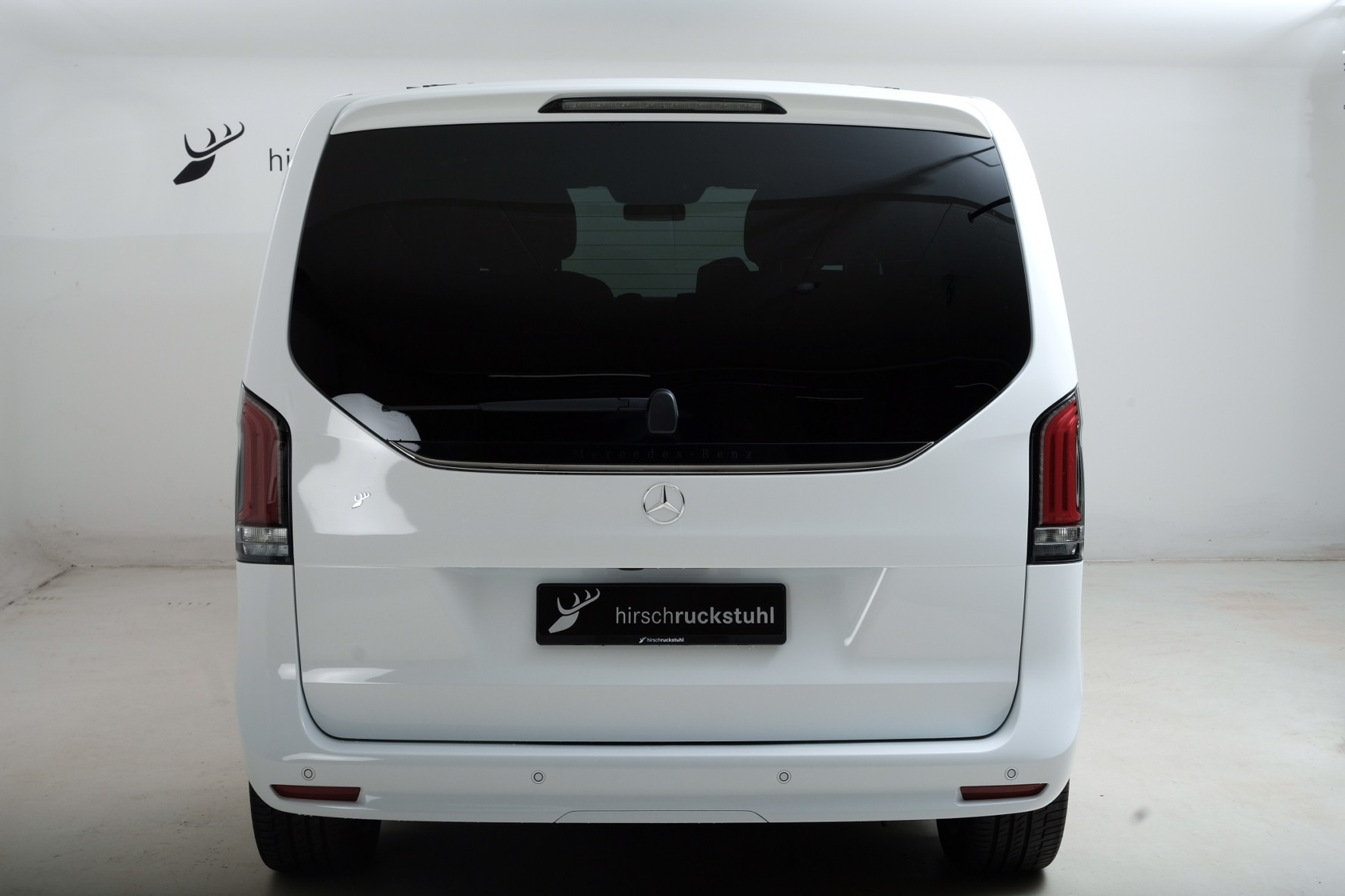 listing desktop thumbnail image 4