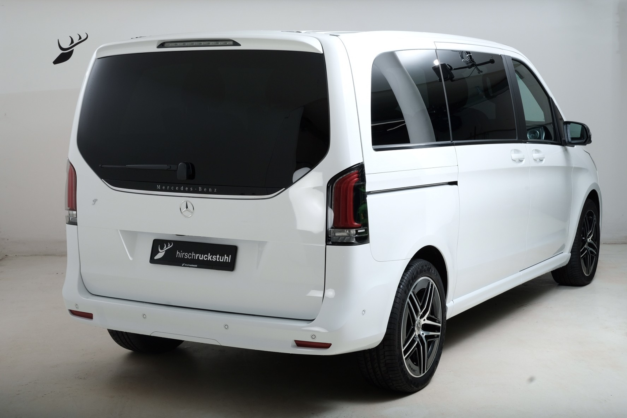 listing desktop thumbnail image 3