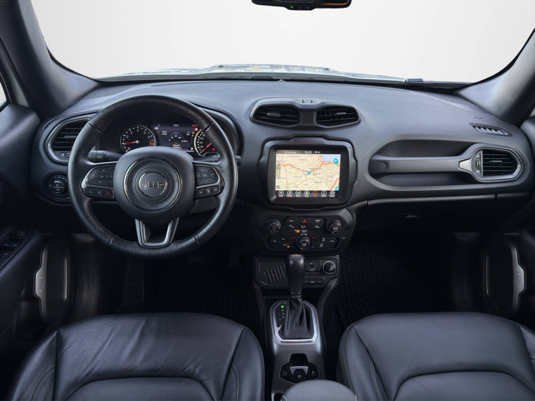 listing desktop thumbnail image 13