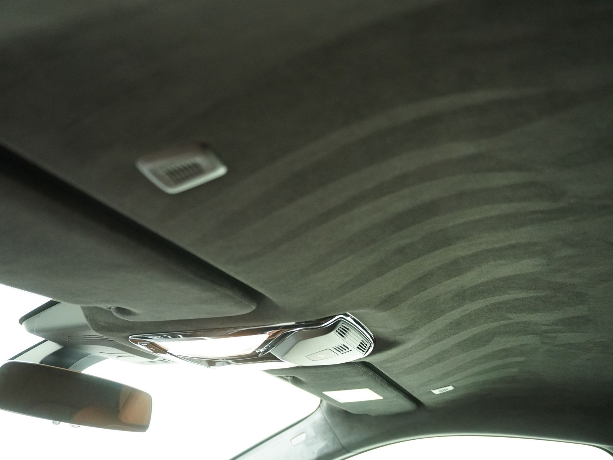 listing desktop thumbnail image 10