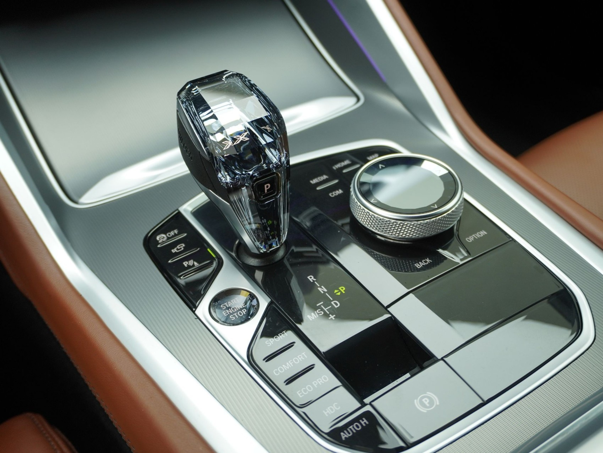 listing desktop thumbnail image 17