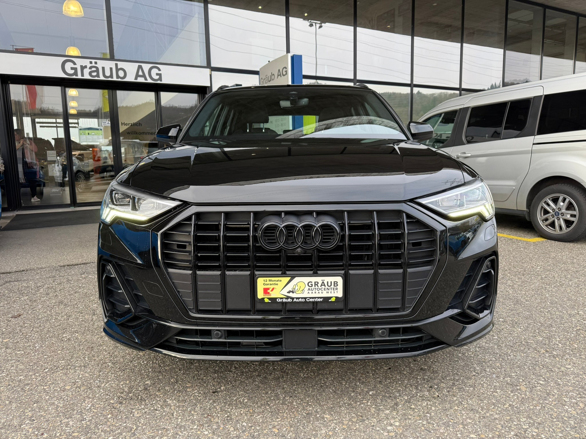 listing desktop thumbnail image 1