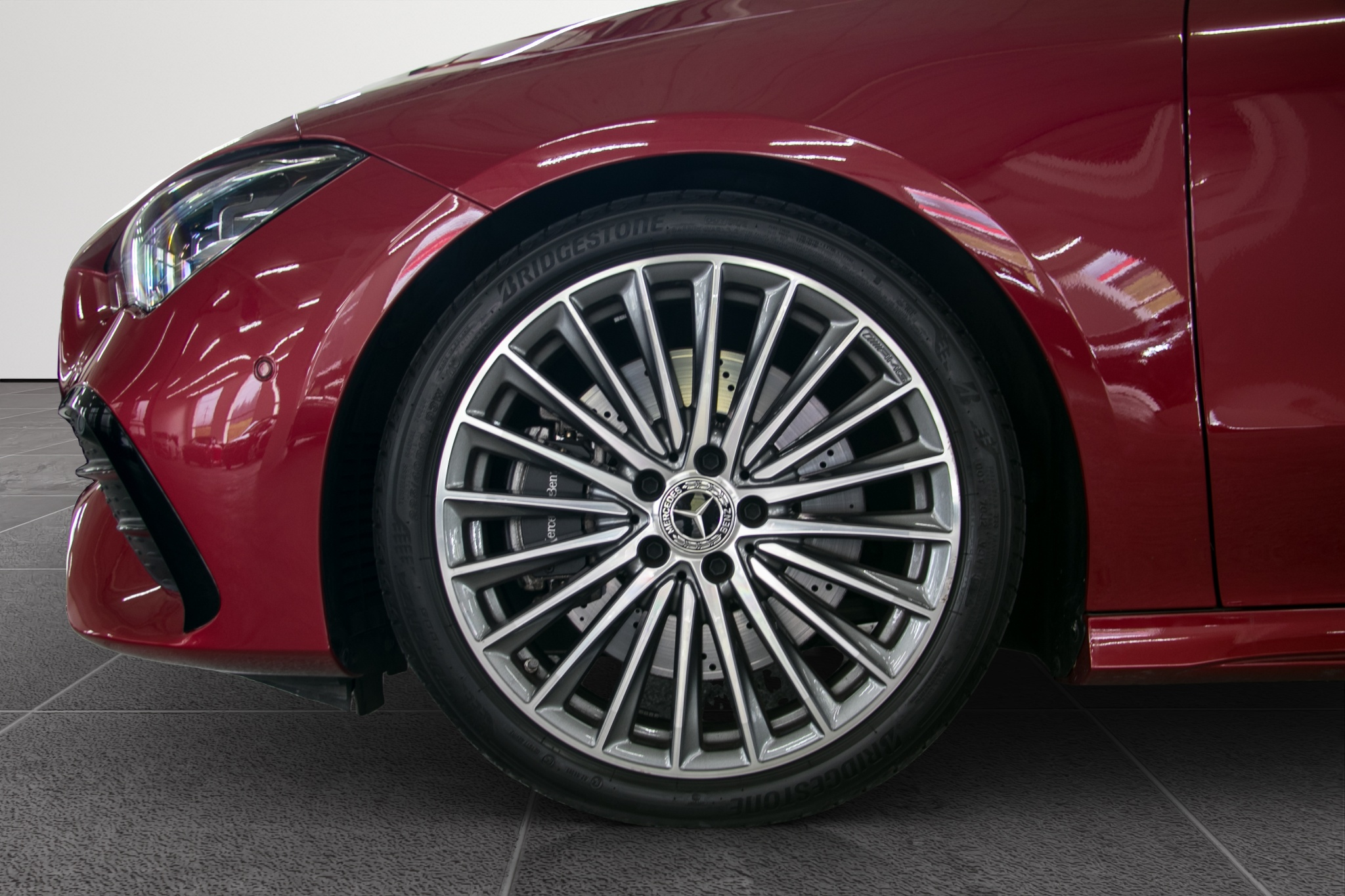 listing desktop thumbnail image 15