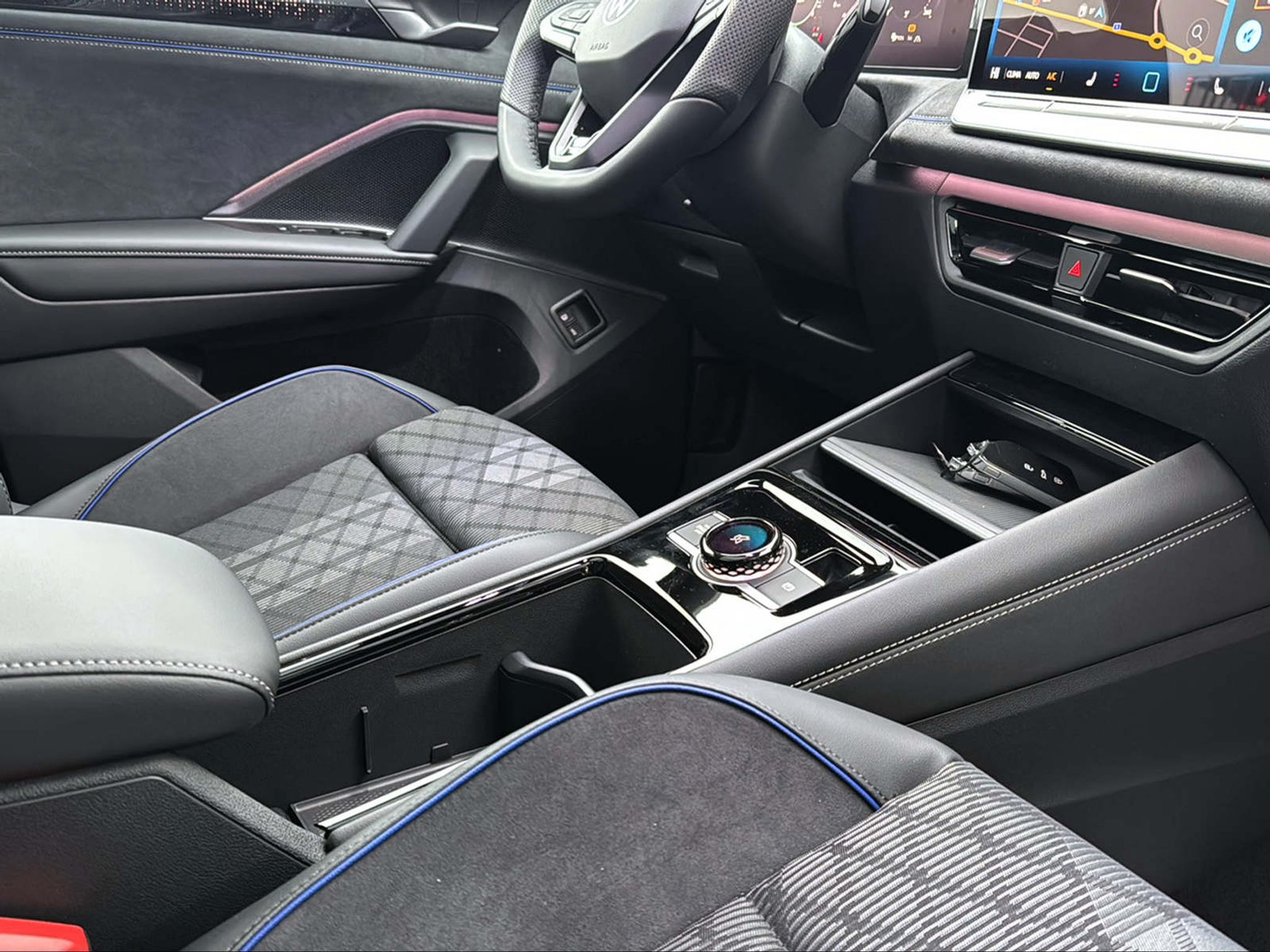 listing desktop thumbnail image 11