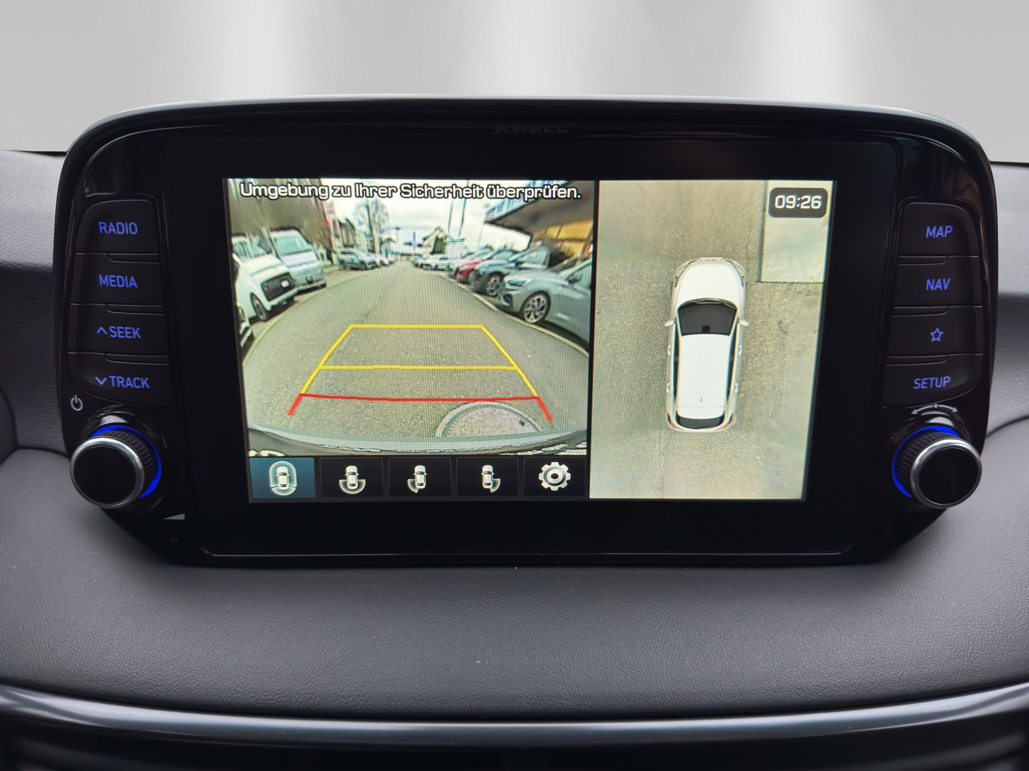 listing desktop thumbnail image 17