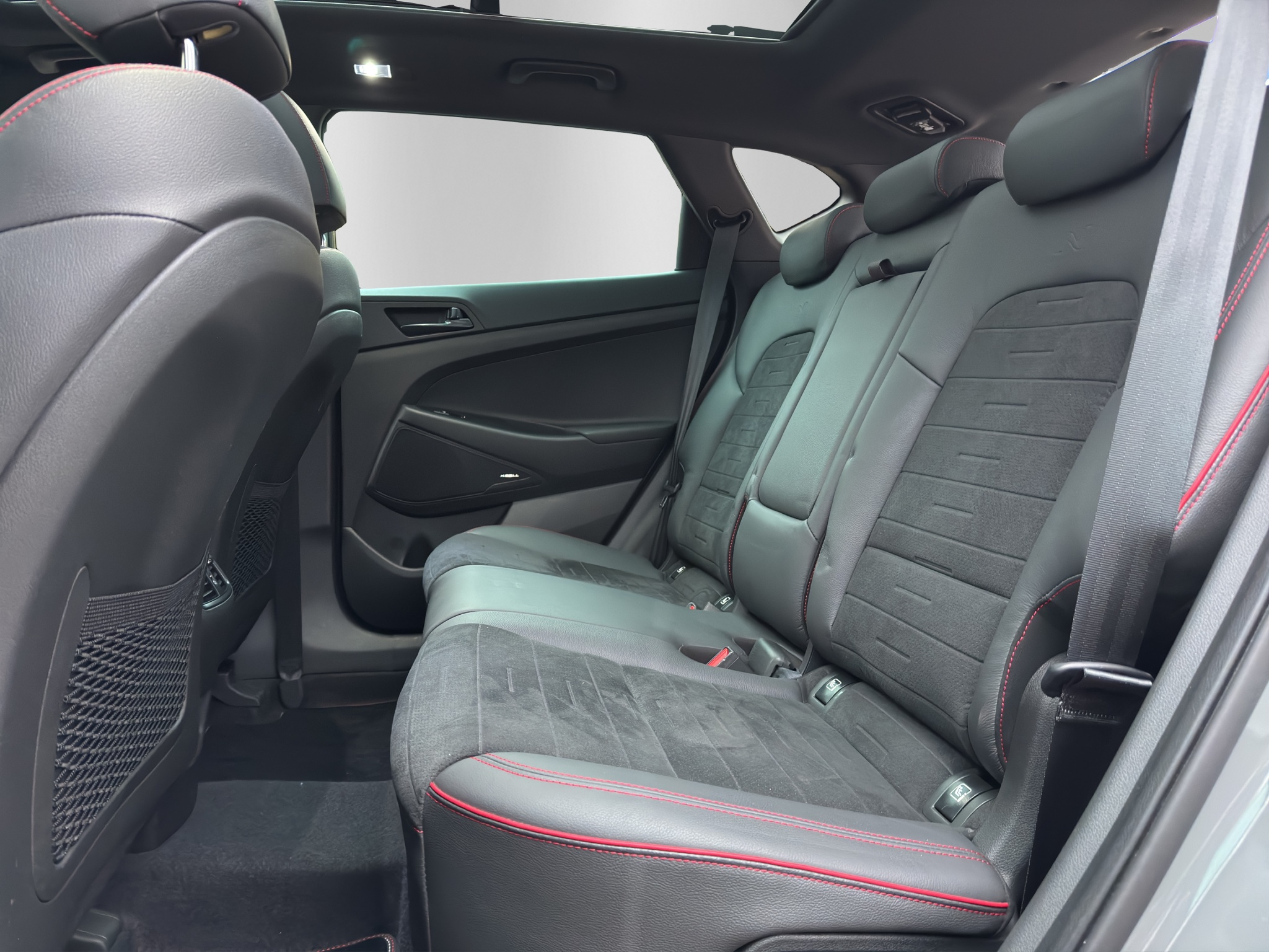 listing desktop thumbnail image 9