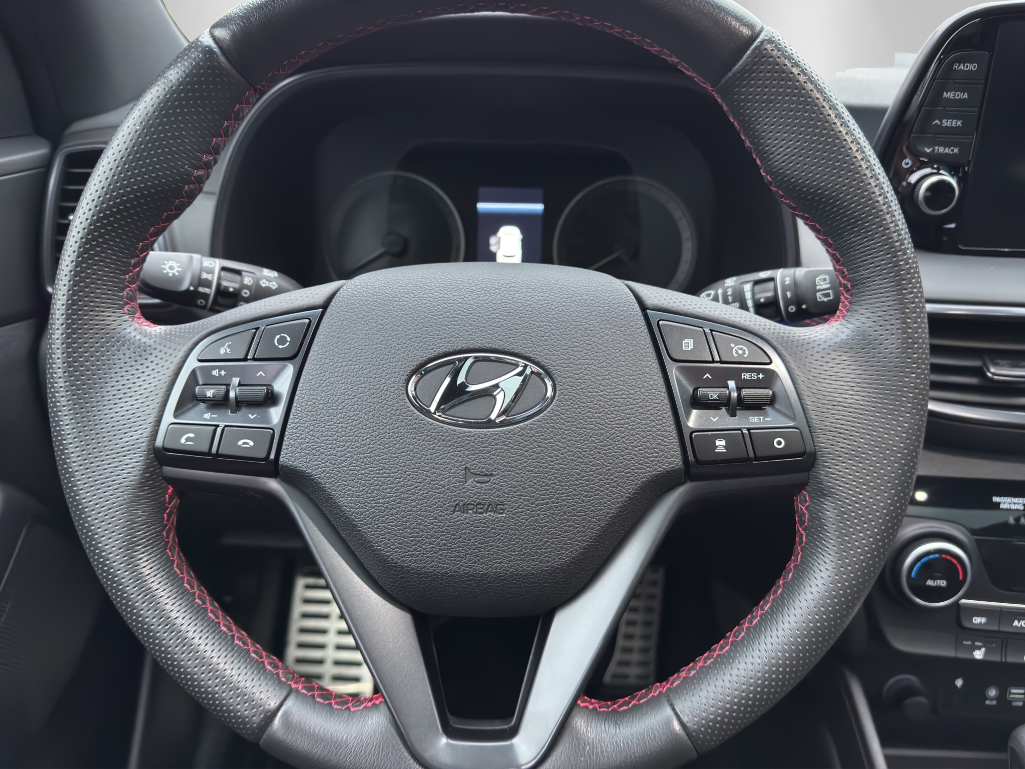 listing desktop thumbnail image 14