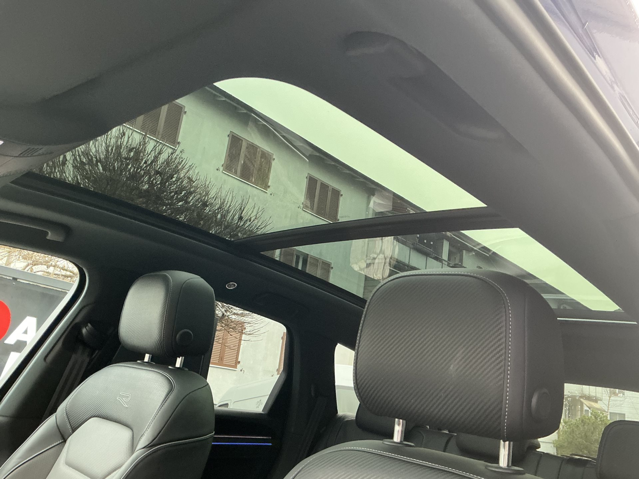 listing desktop thumbnail image 8