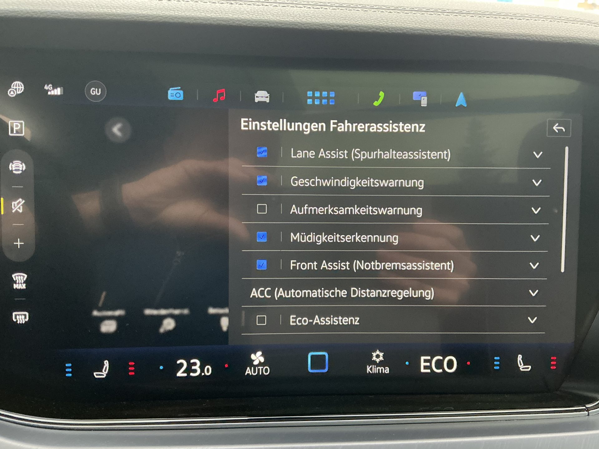 listing desktop thumbnail image 16