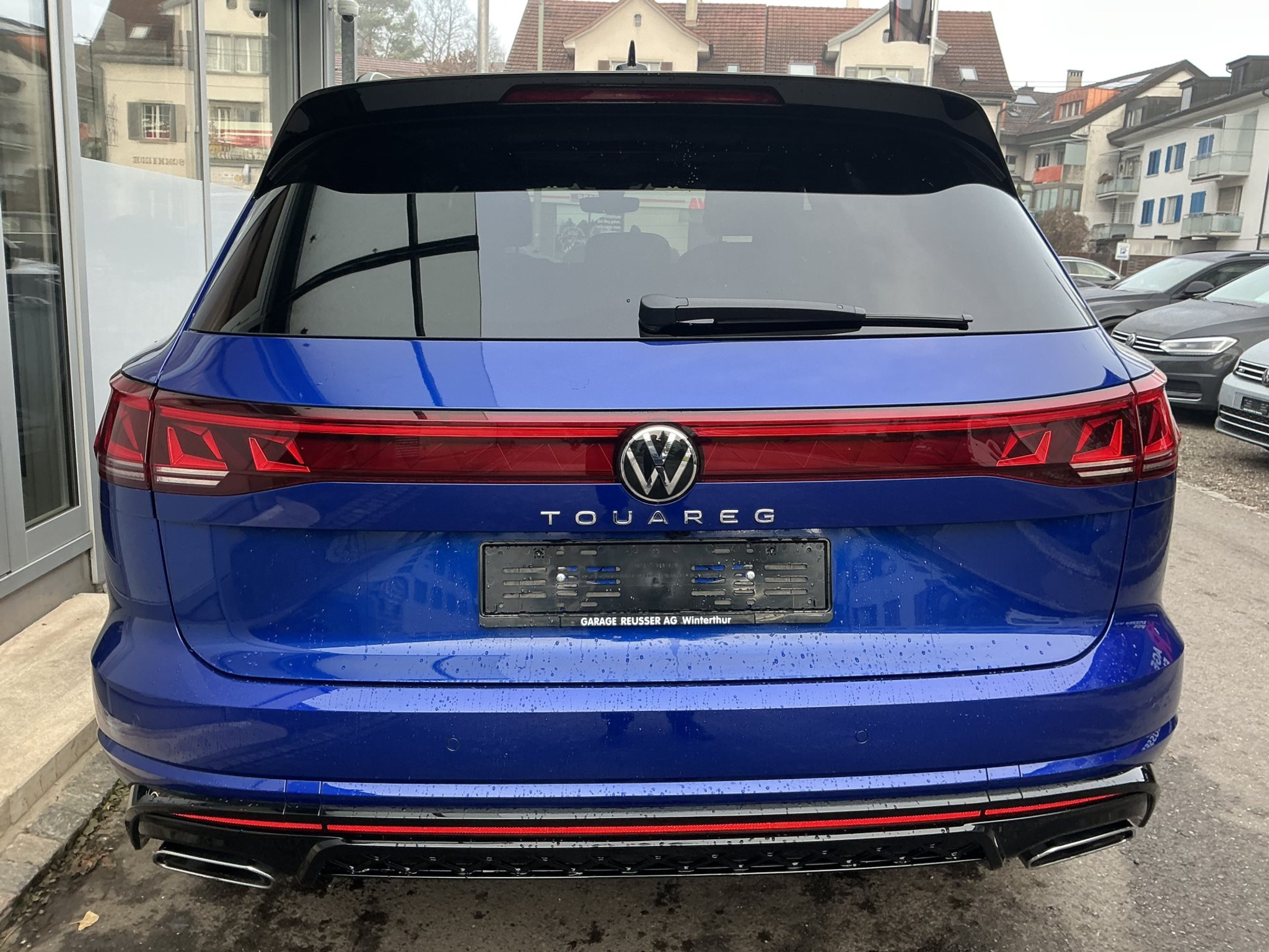 listing desktop thumbnail image 4