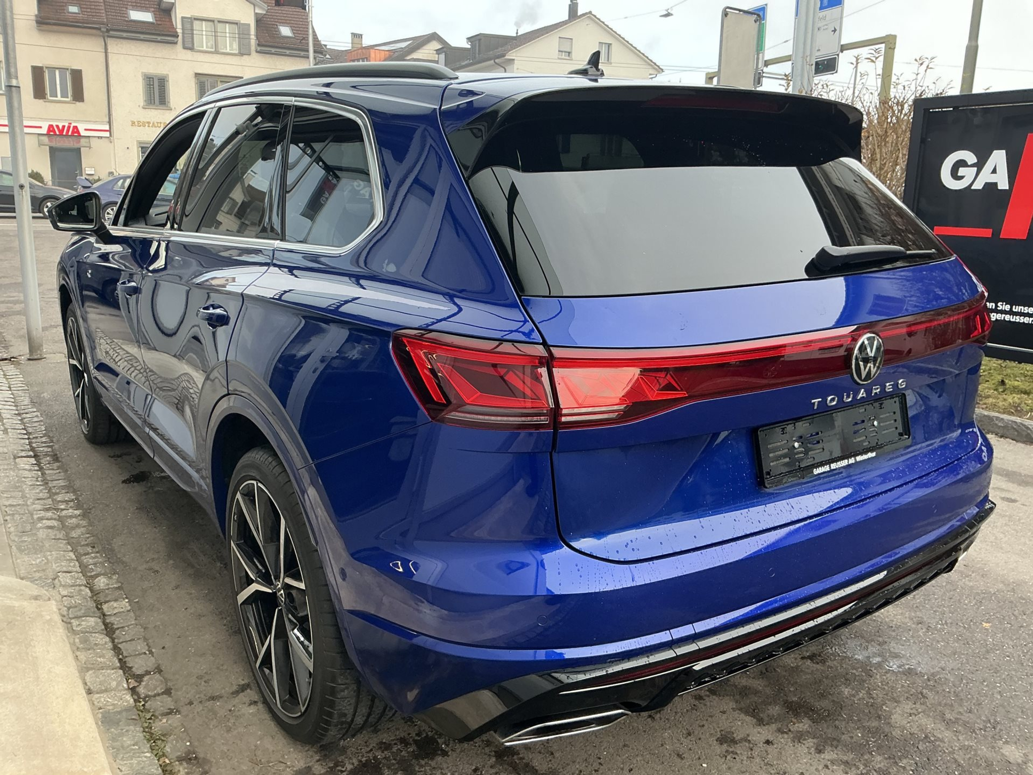 listing desktop thumbnail image 5