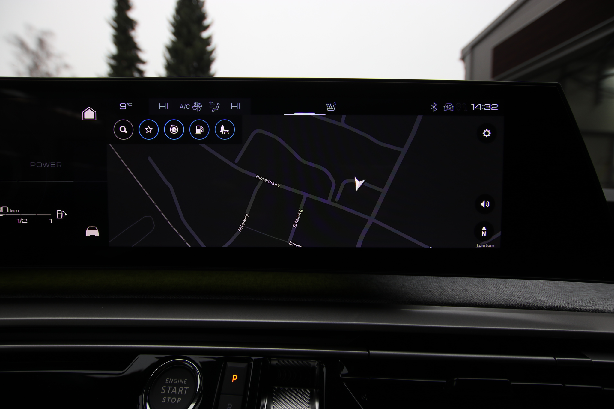 listing desktop thumbnail image 17