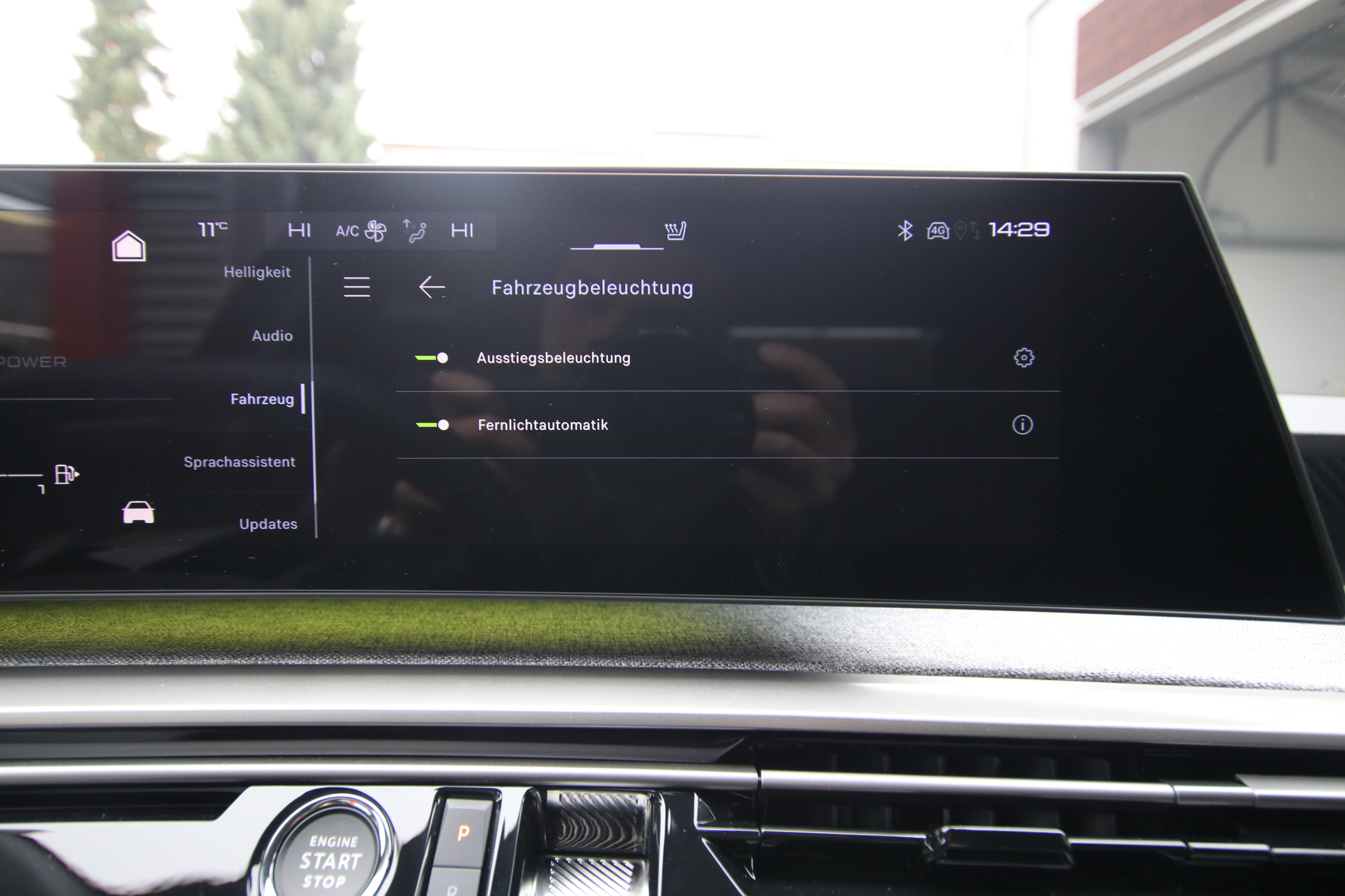 listing desktop thumbnail image 25