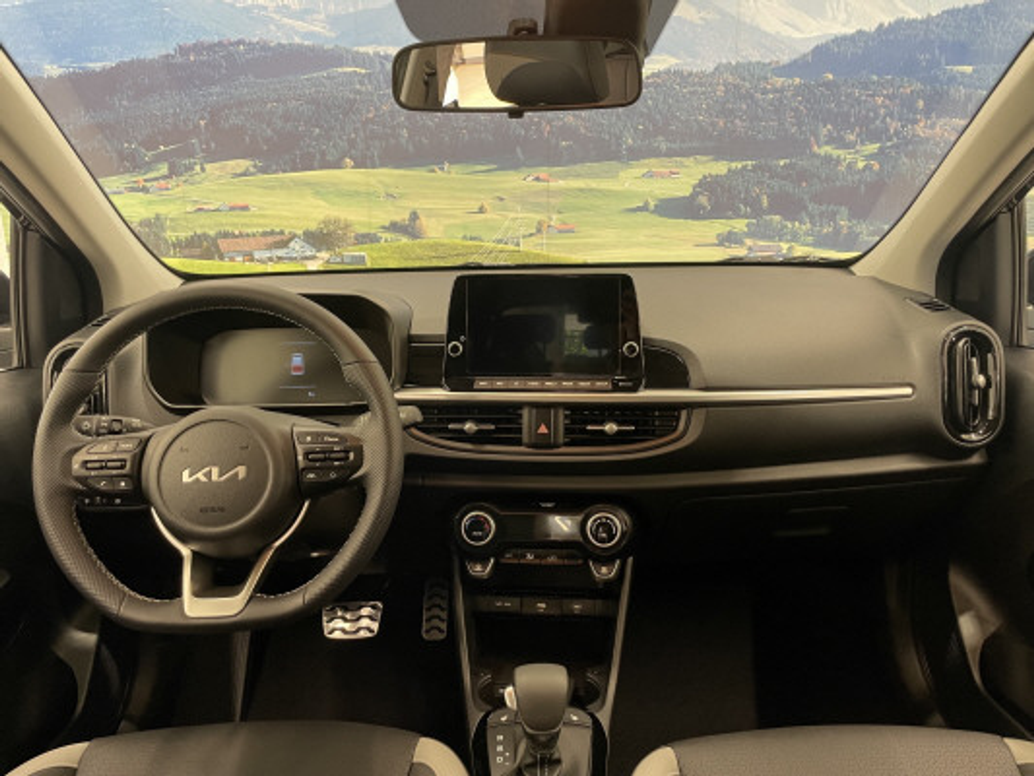 listing desktop thumbnail image 5