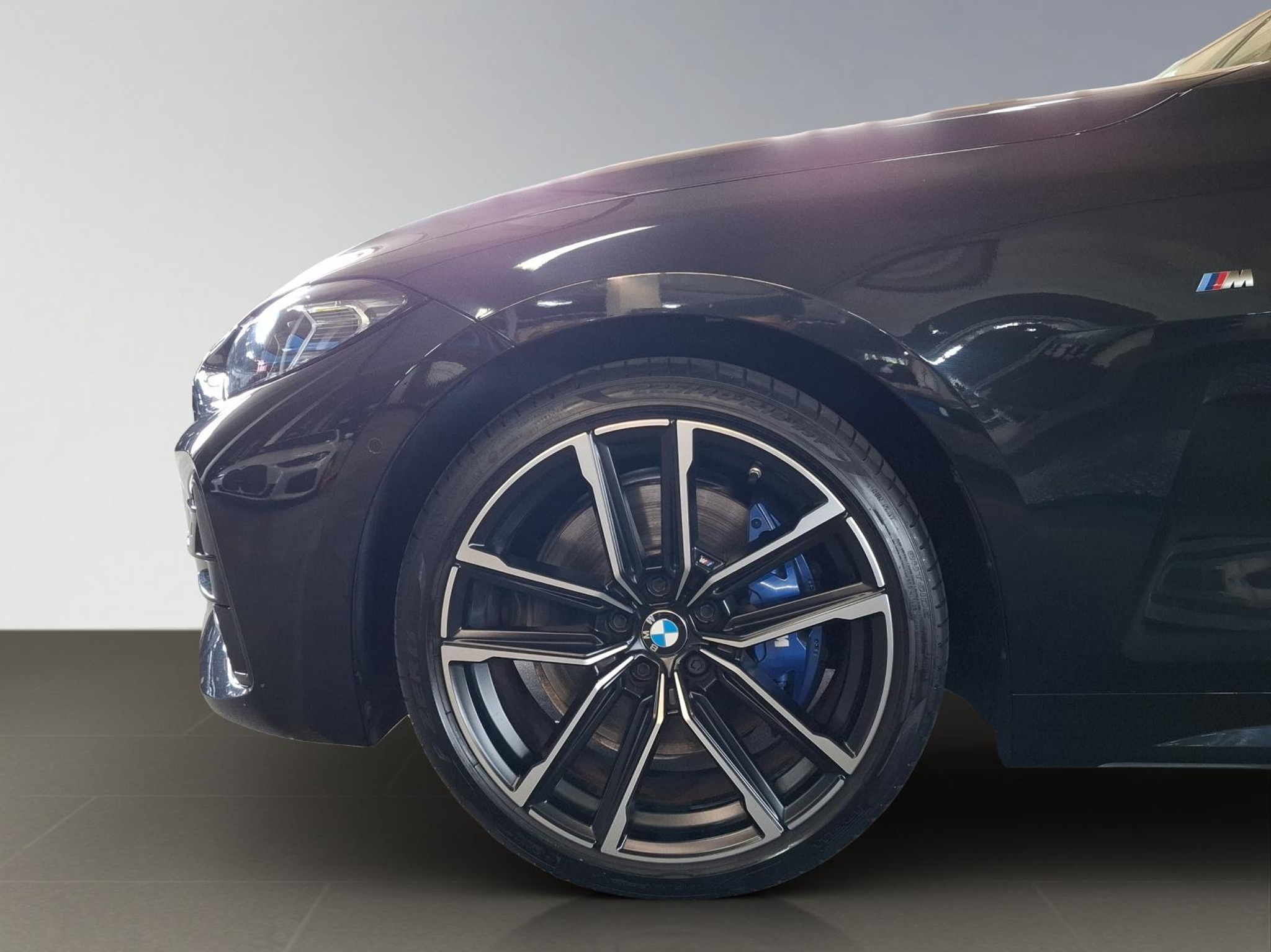 listing desktop thumbnail image 2