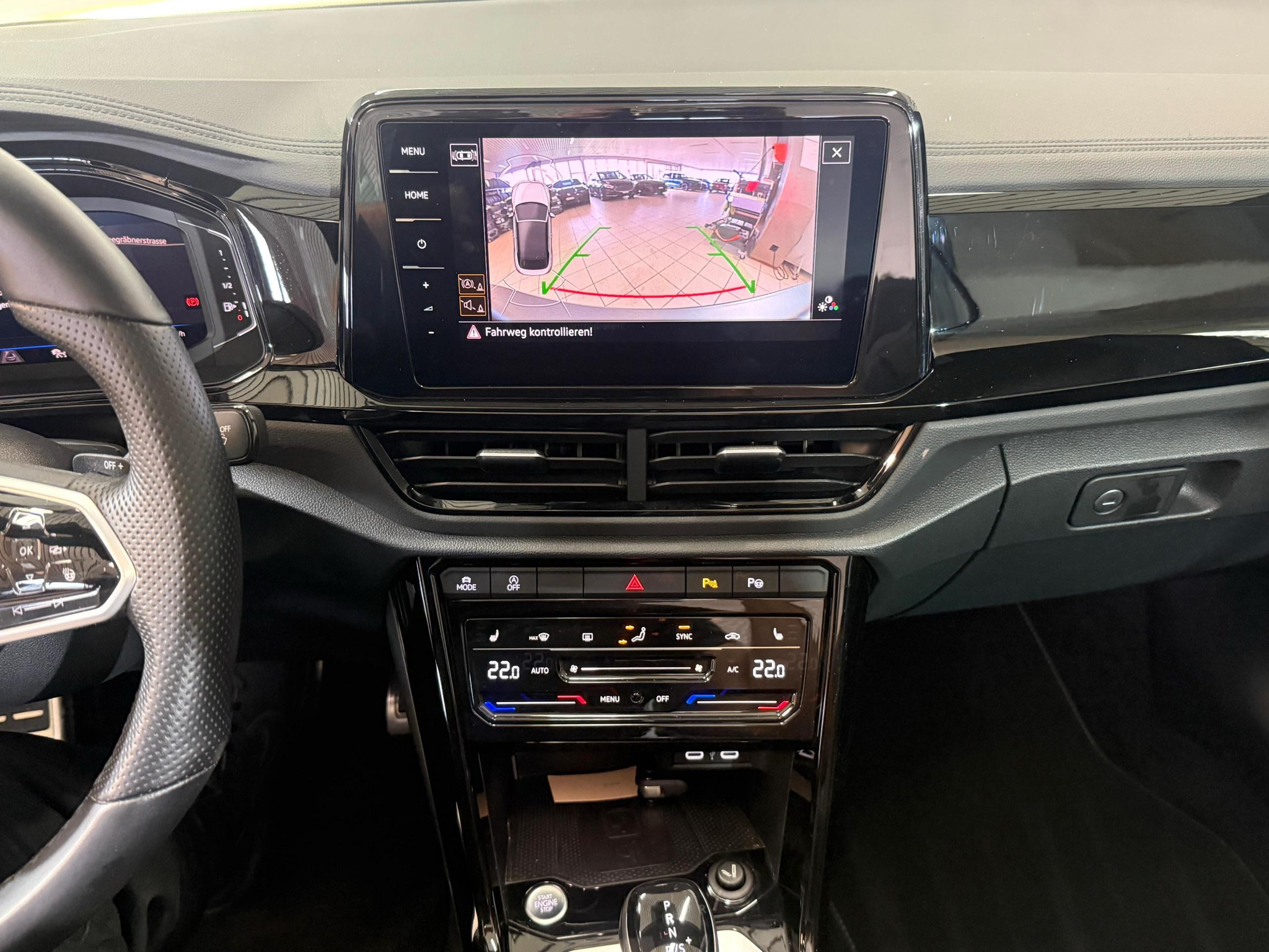 listing desktop thumbnail image 17