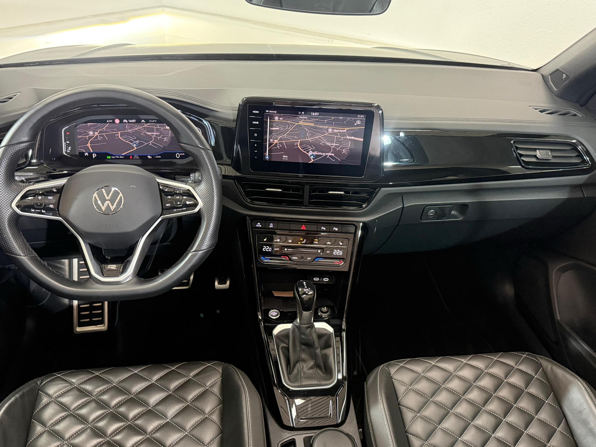 listing desktop thumbnail image 10