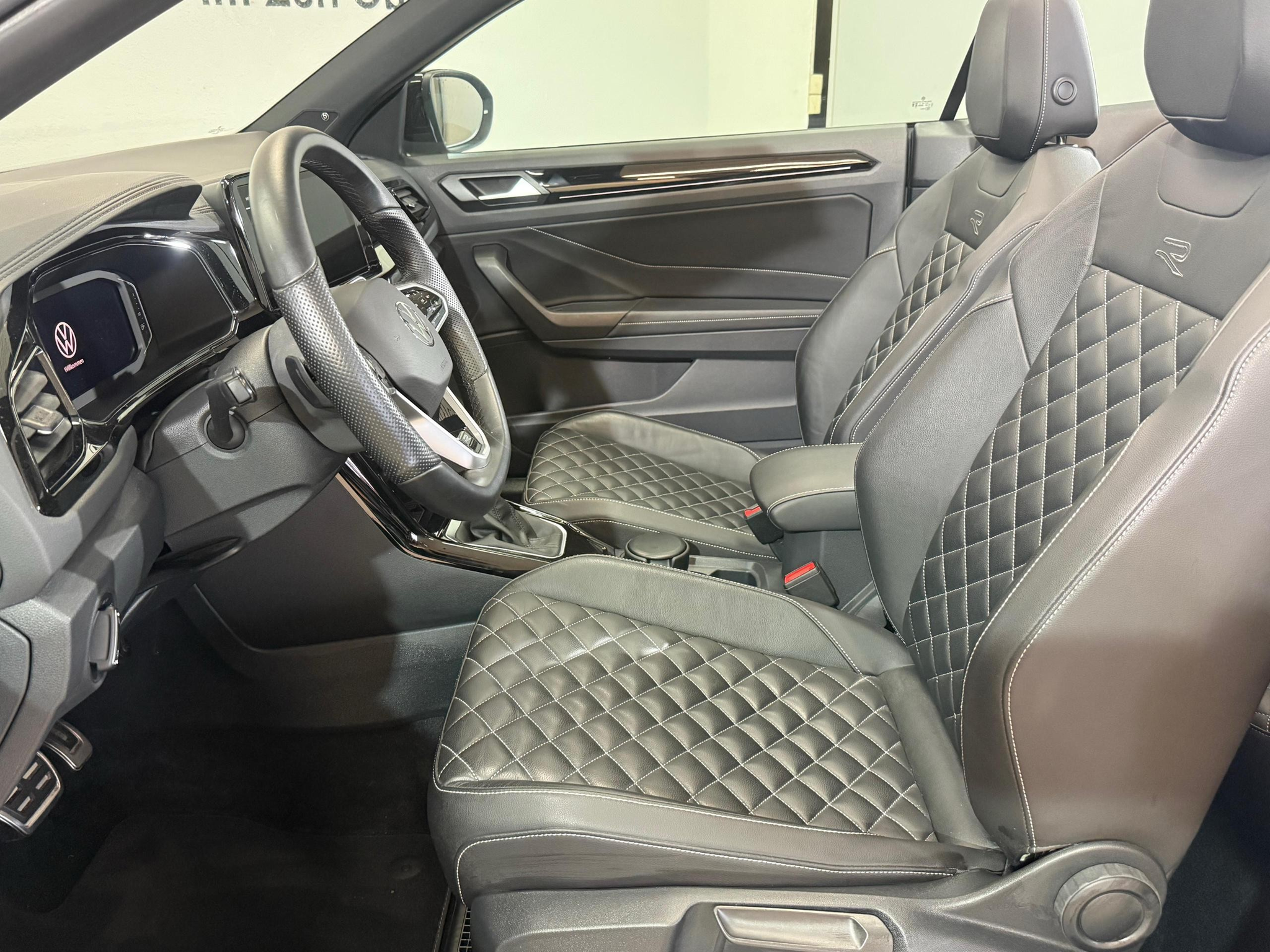 listing desktop thumbnail image 12