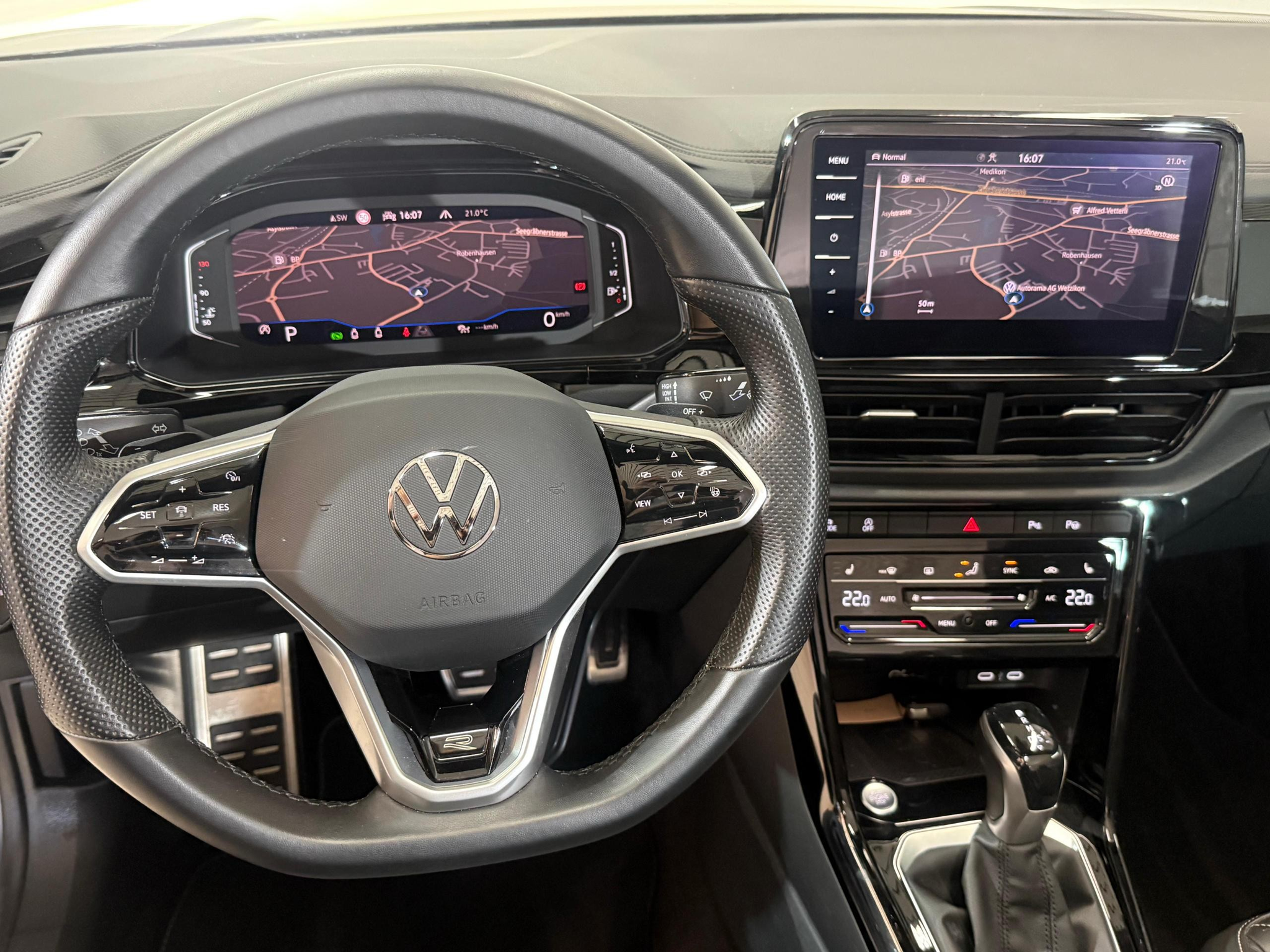 listing desktop thumbnail image 9