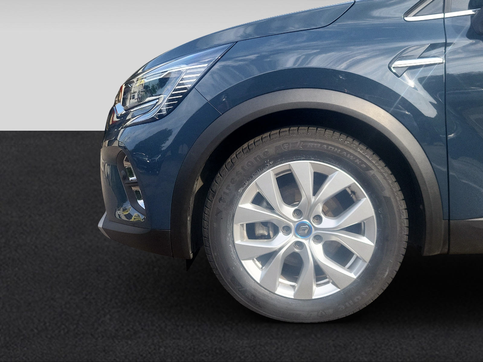 listing desktop thumbnail image 8