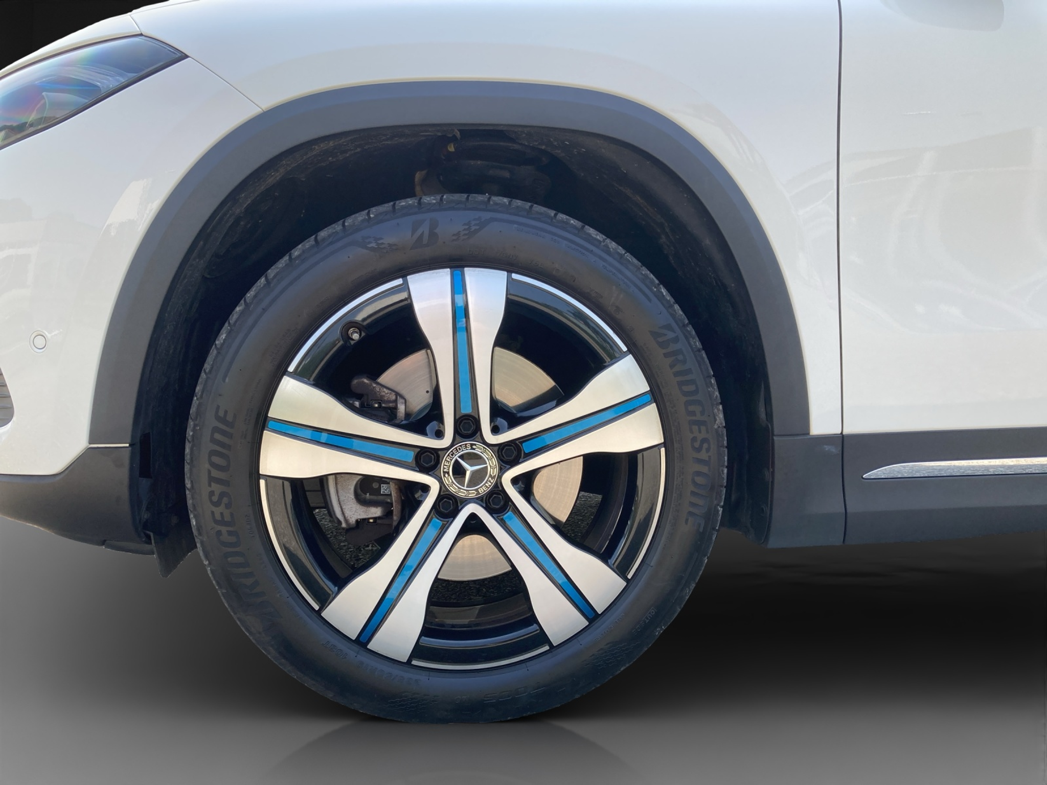 listing desktop thumbnail image 13