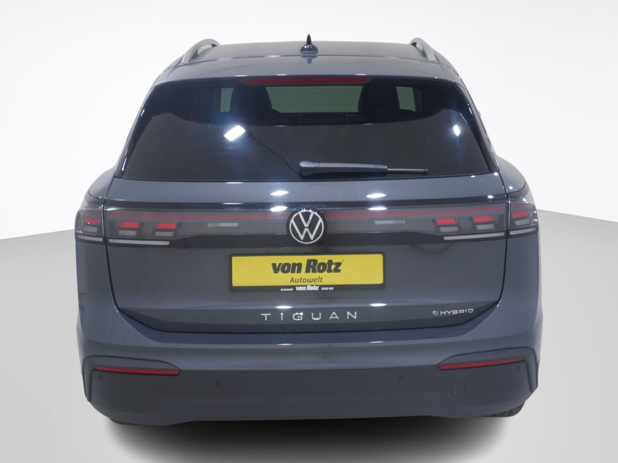 listing desktop thumbnail image 2