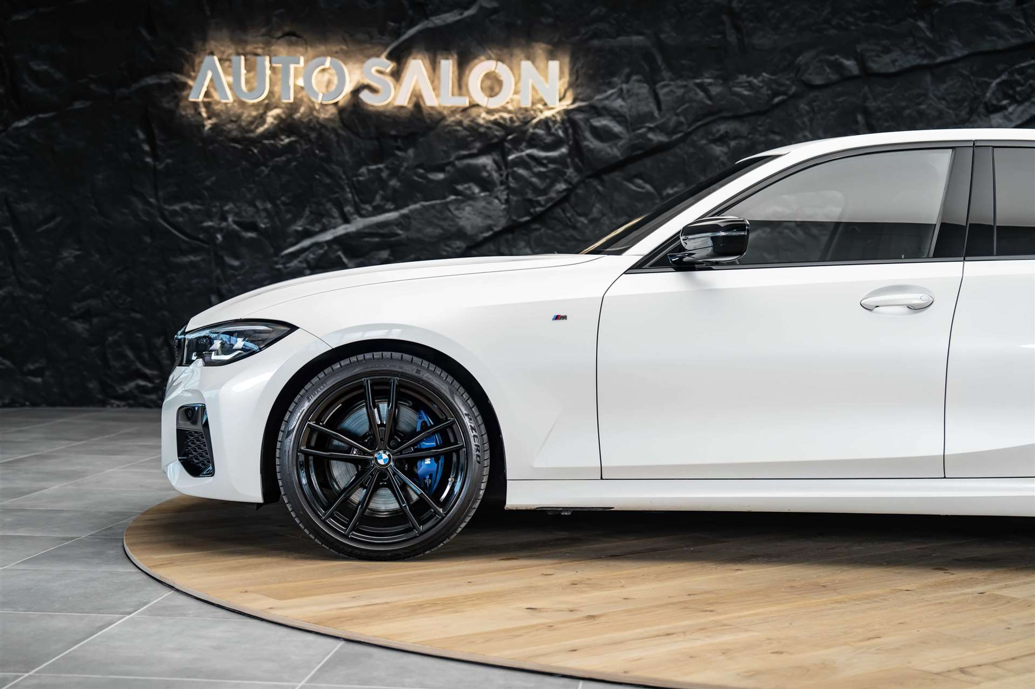 listing desktop thumbnail image 16