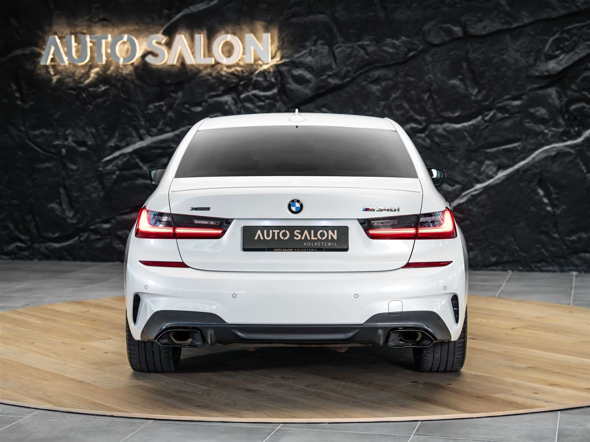 listing desktop thumbnail image 3