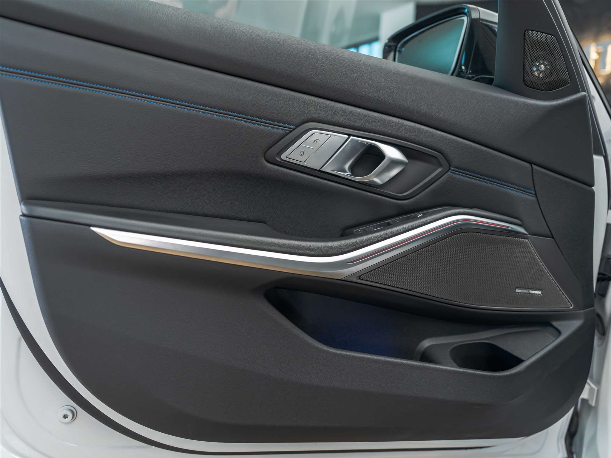 listing desktop thumbnail image 20