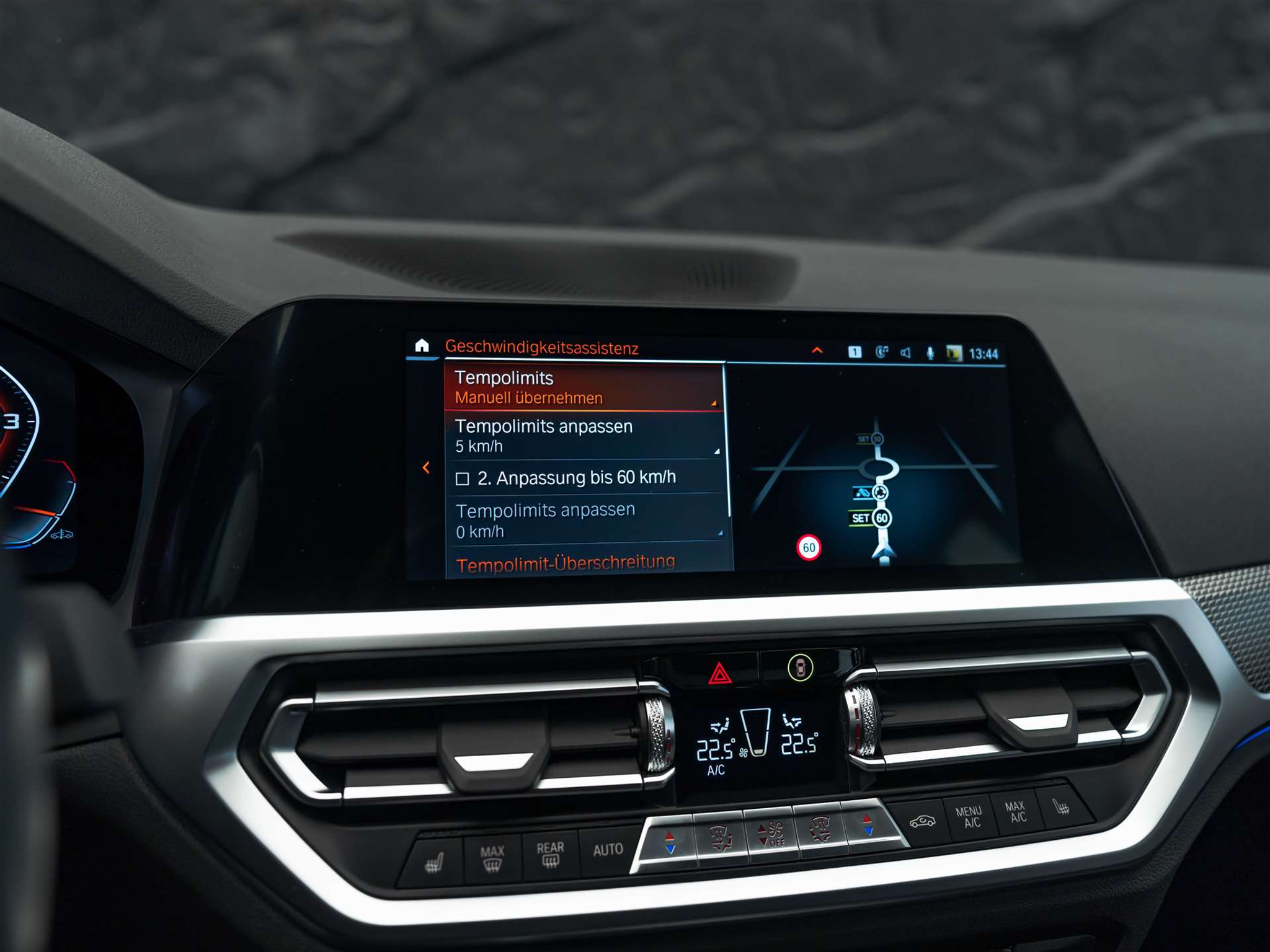 listing desktop thumbnail image 32