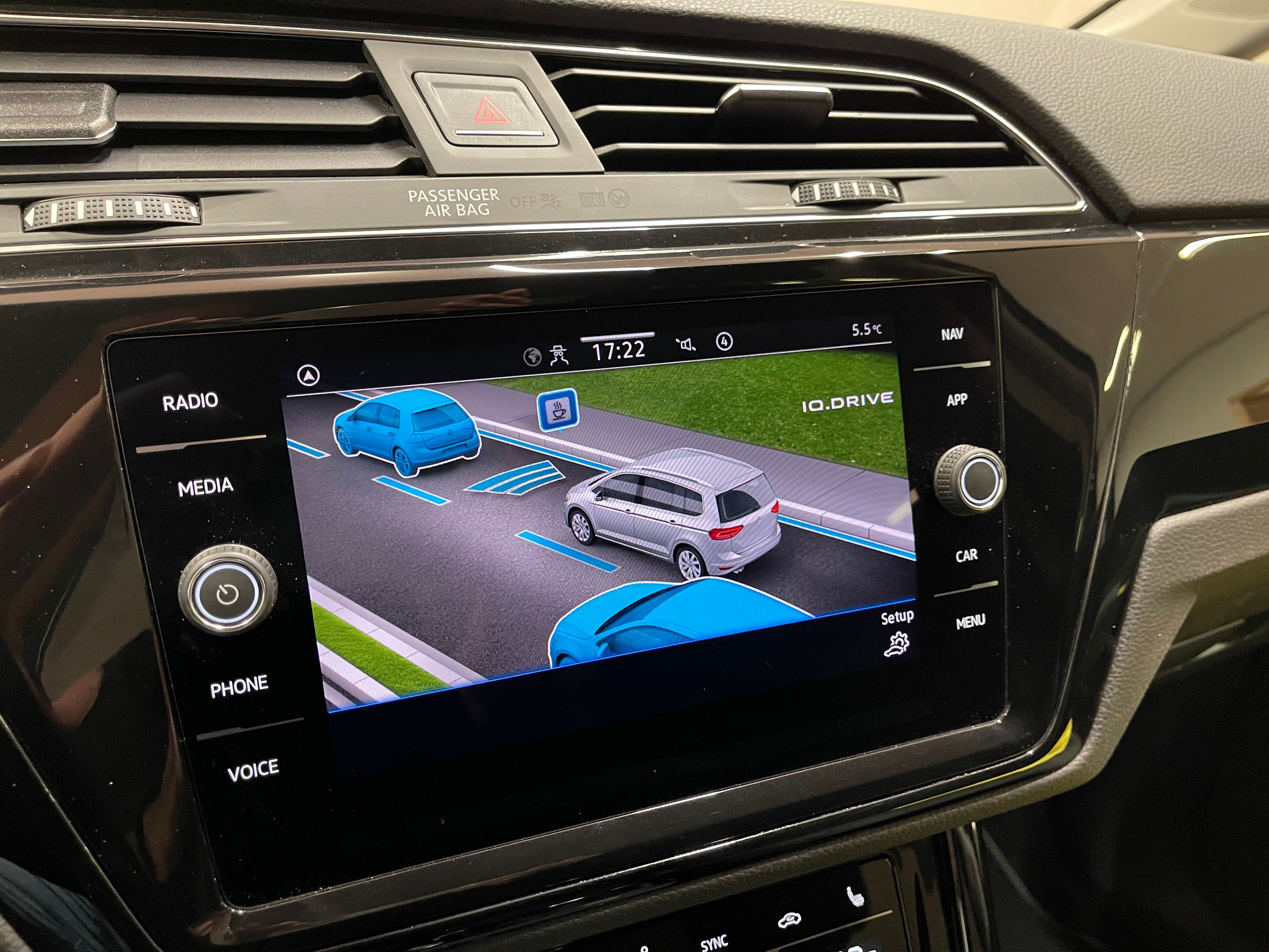 listing desktop thumbnail image 24