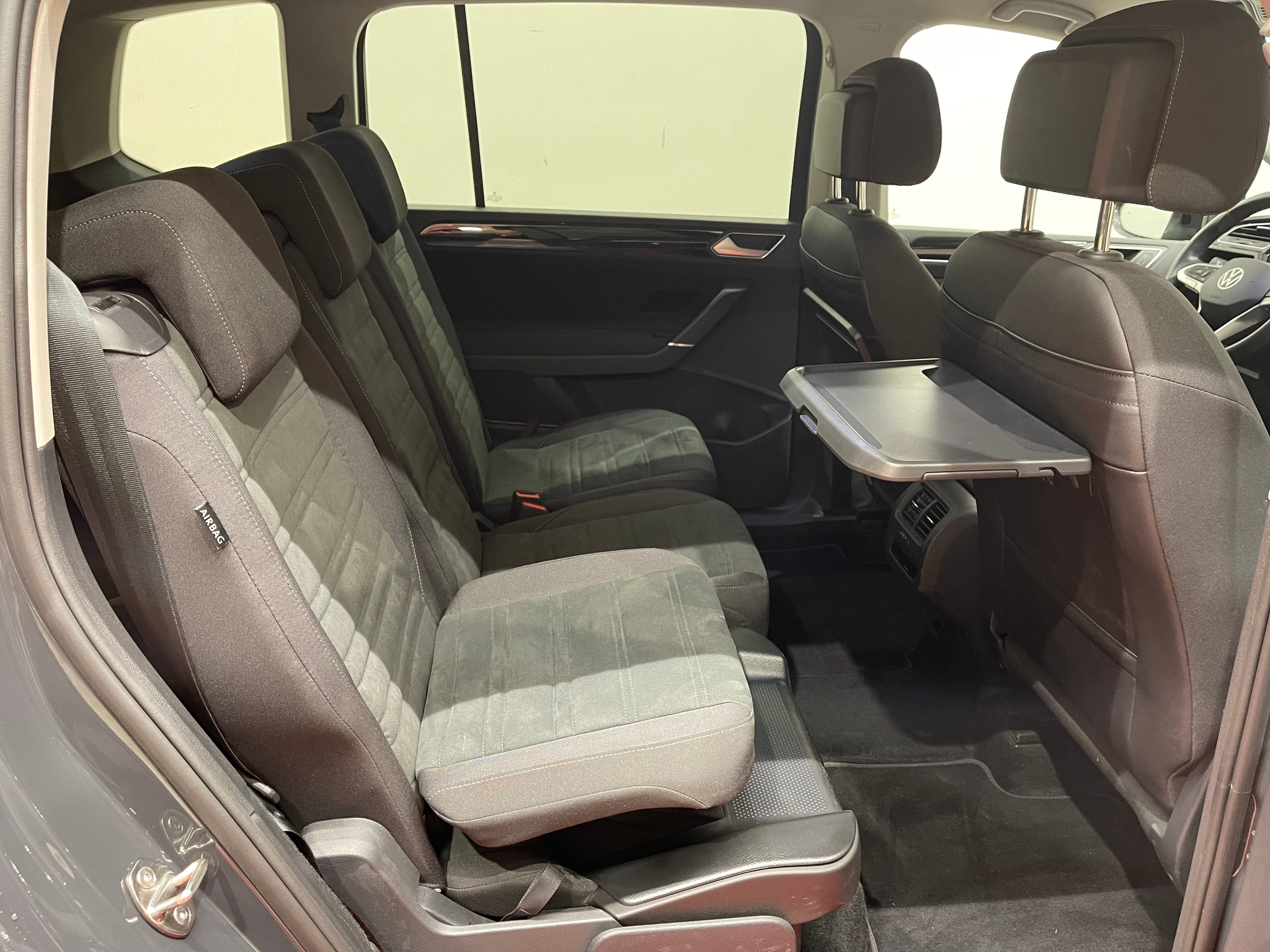 listing desktop thumbnail image 13