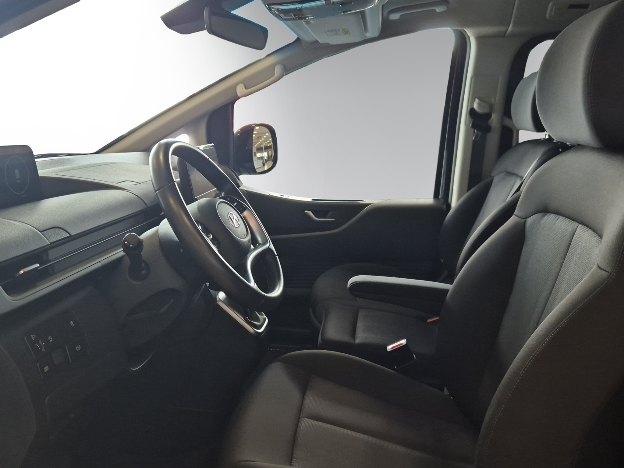 listing desktop thumbnail image 7