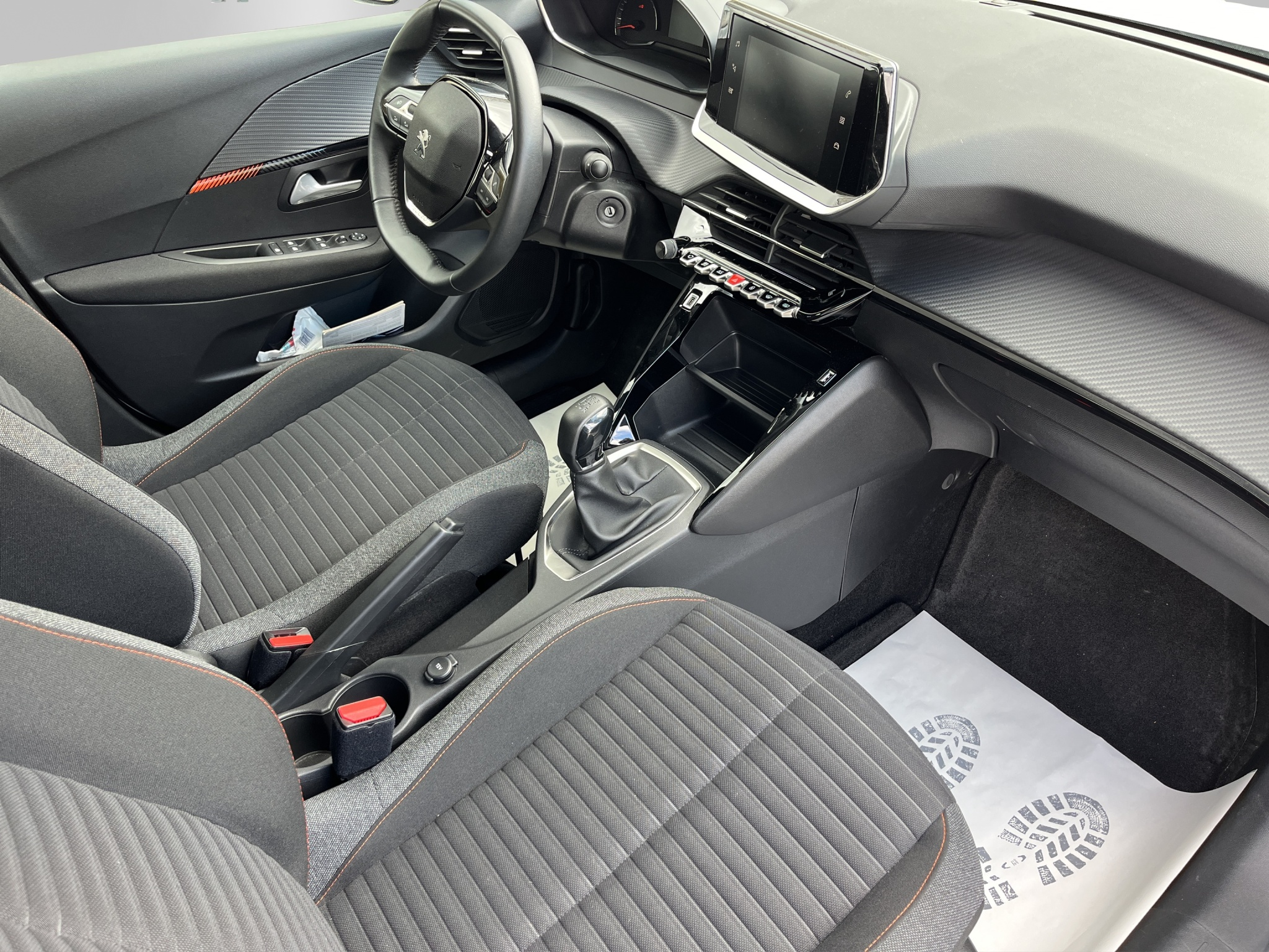 listing desktop thumbnail image 12