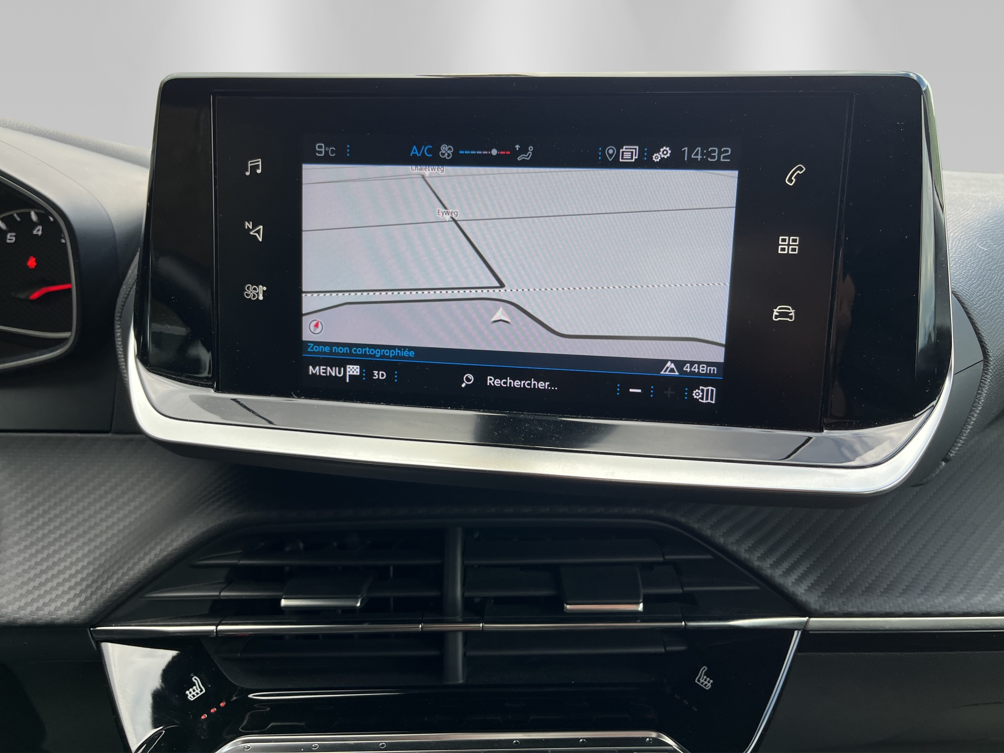 listing desktop thumbnail image 11