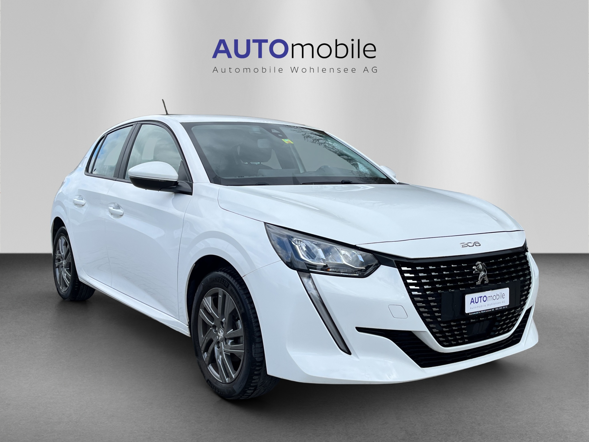 listing desktop thumbnail image 3