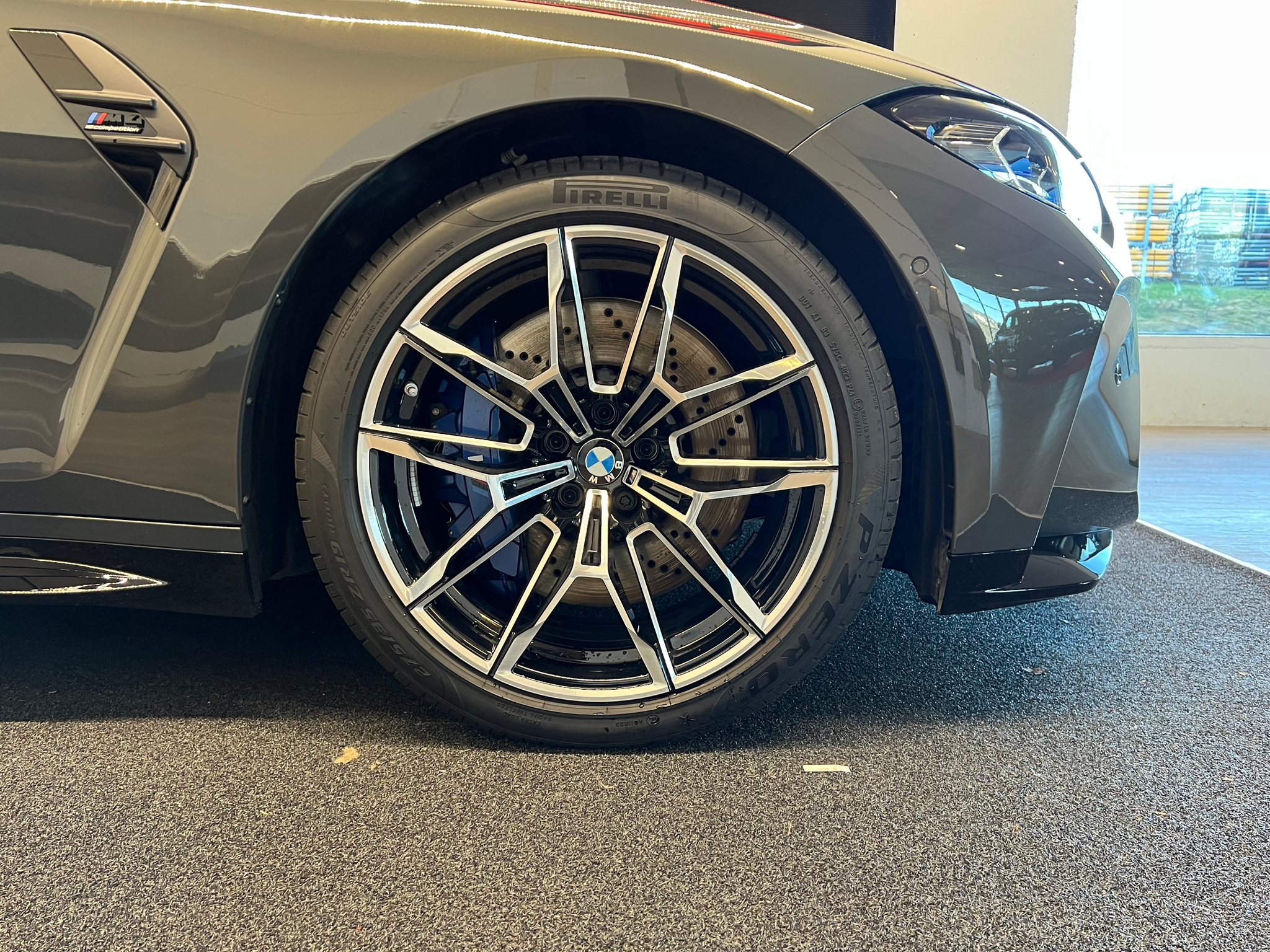 listing desktop thumbnail image 5