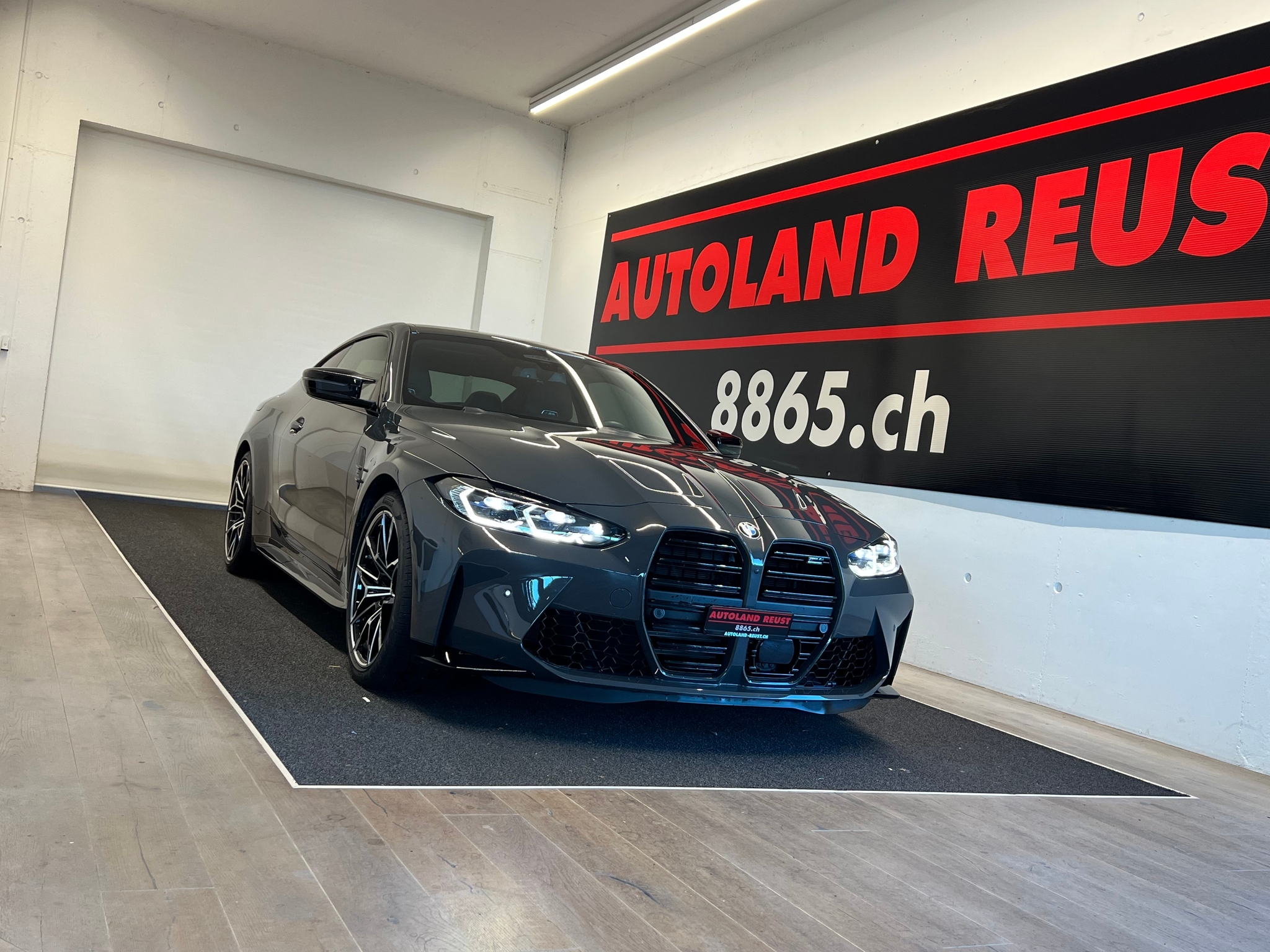 listing desktop thumbnail image 0