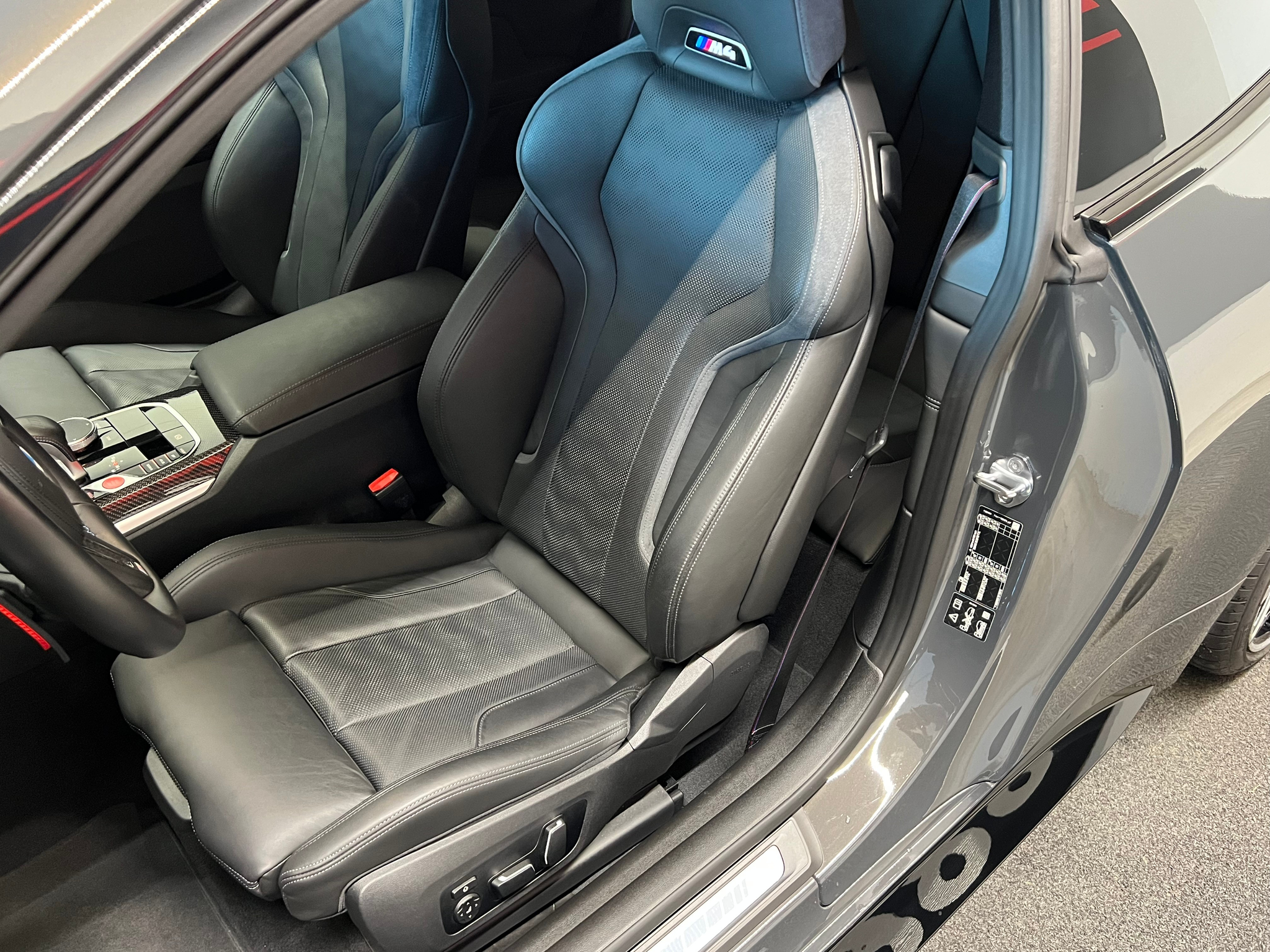 listing desktop thumbnail image 17