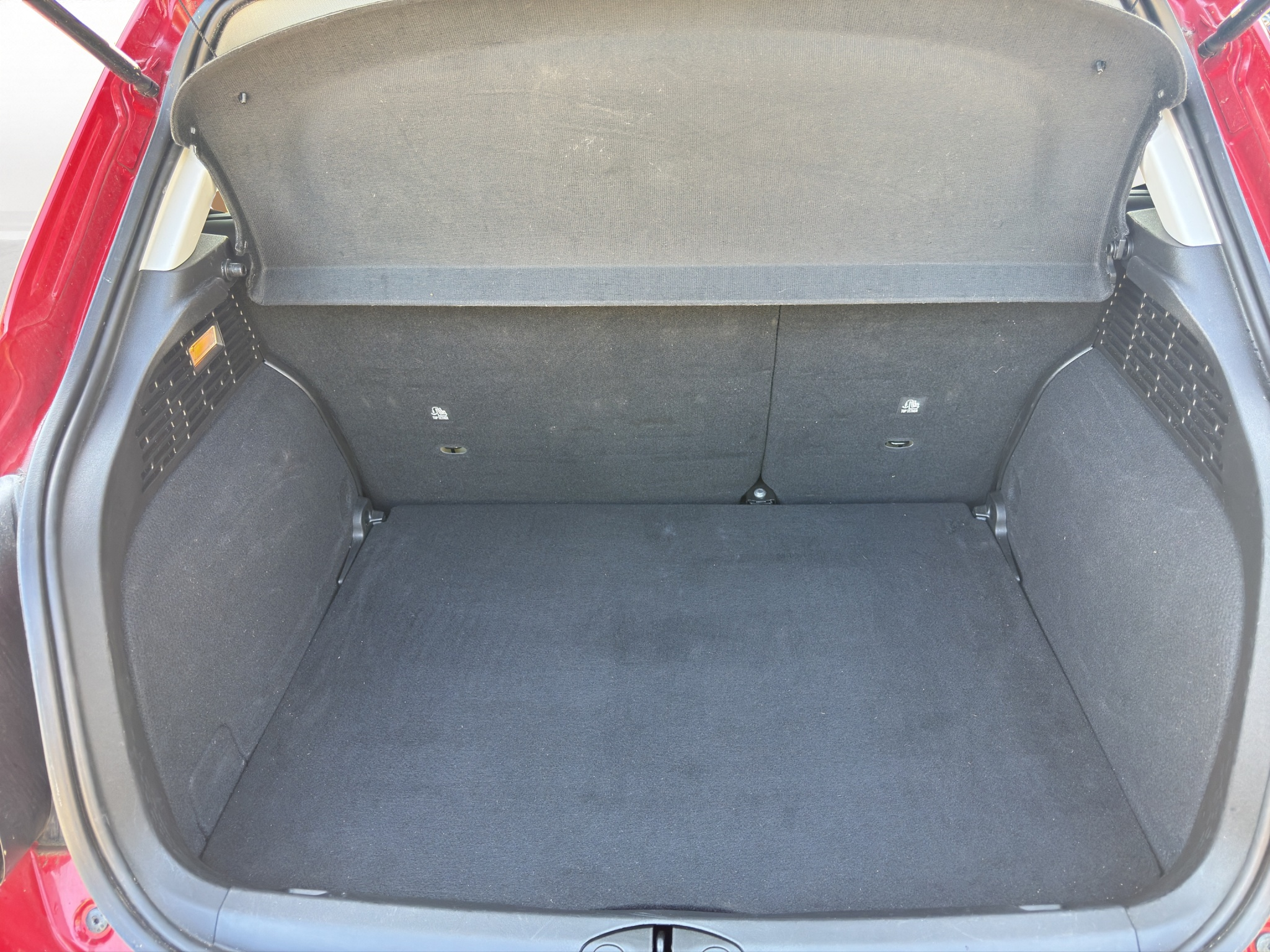 listing desktop thumbnail image 17