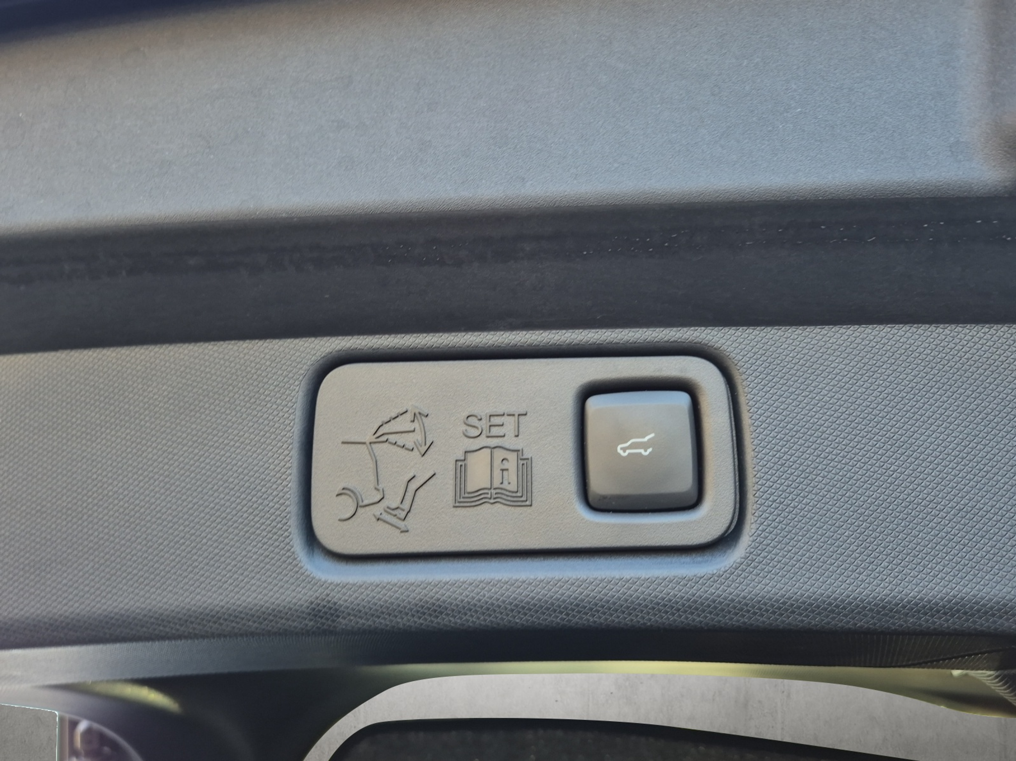 listing desktop thumbnail image 20