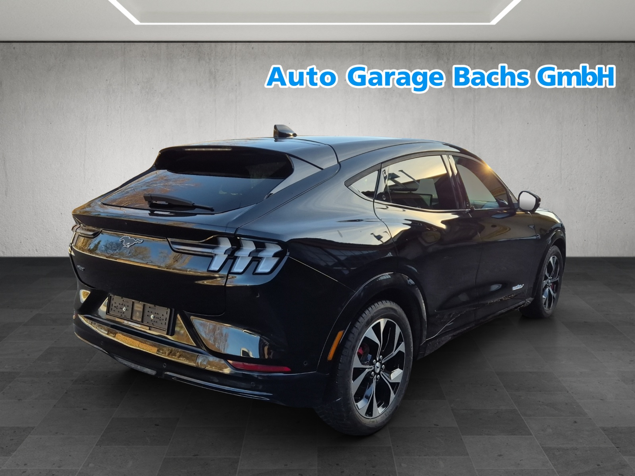 listing desktop thumbnail image 5