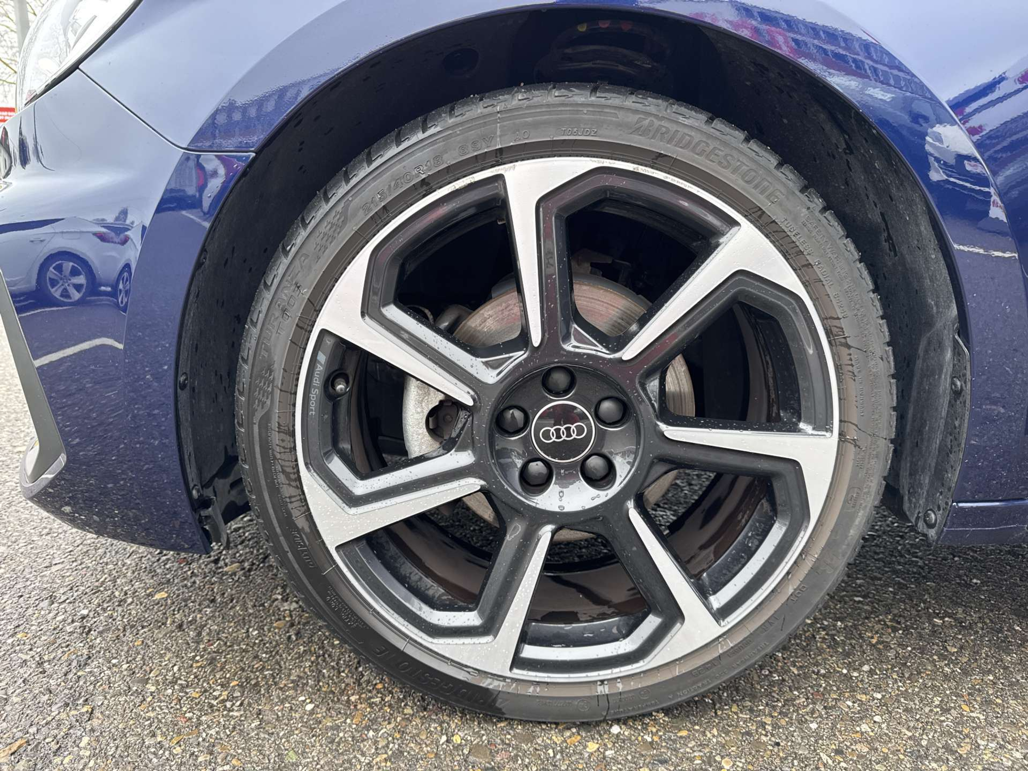 listing desktop thumbnail image 8