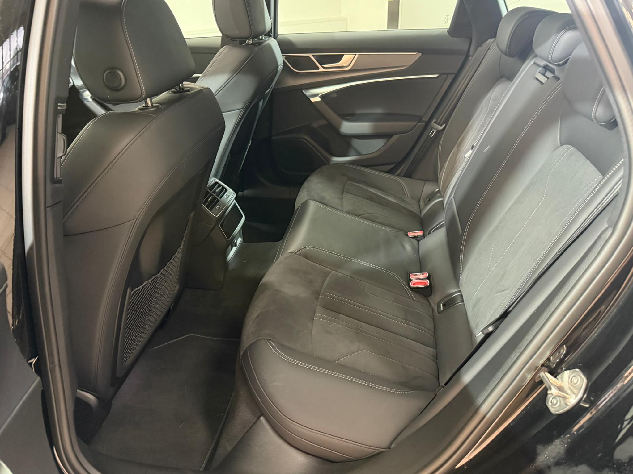 listing desktop thumbnail image 10