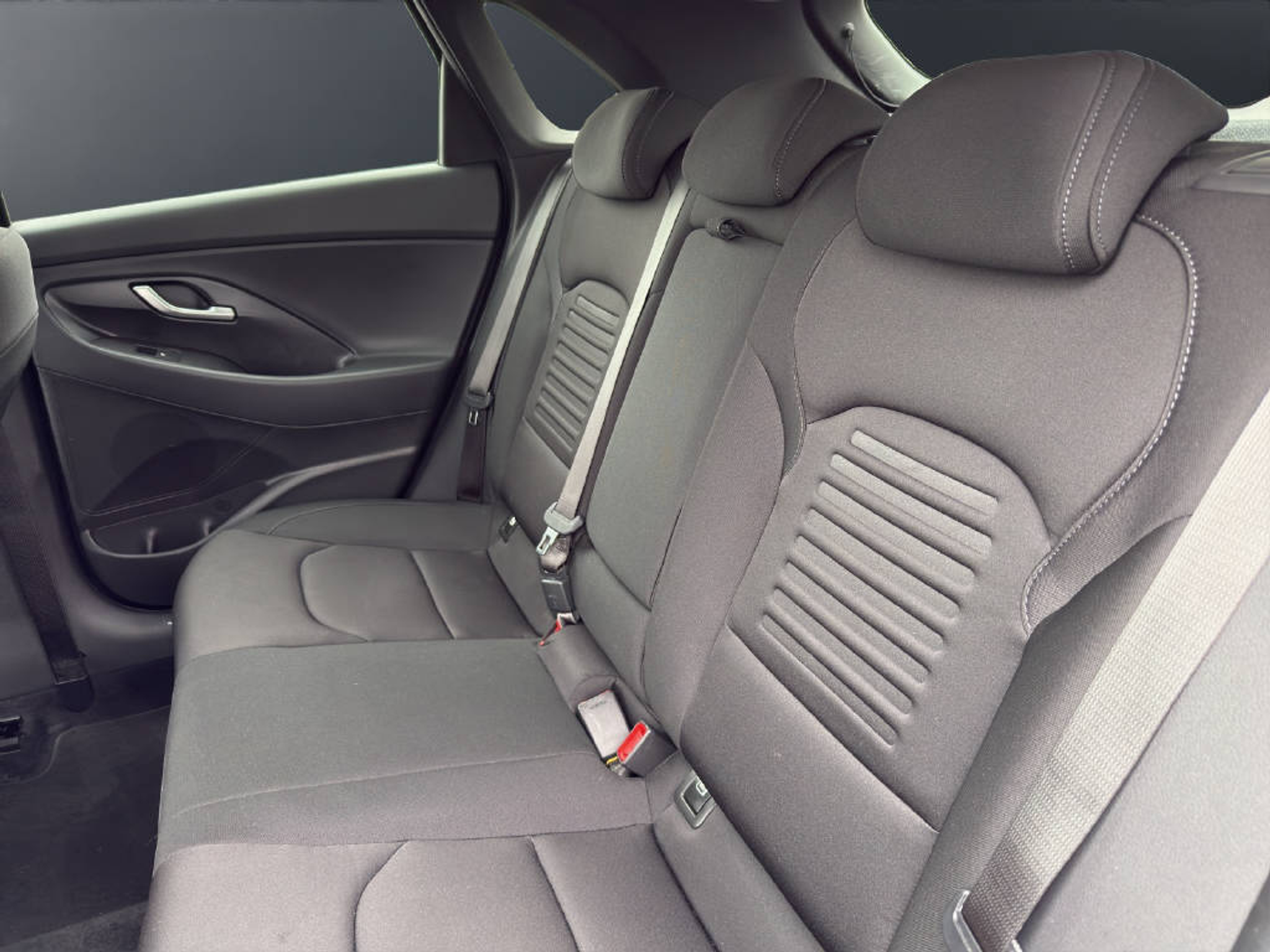 listing desktop thumbnail image 10