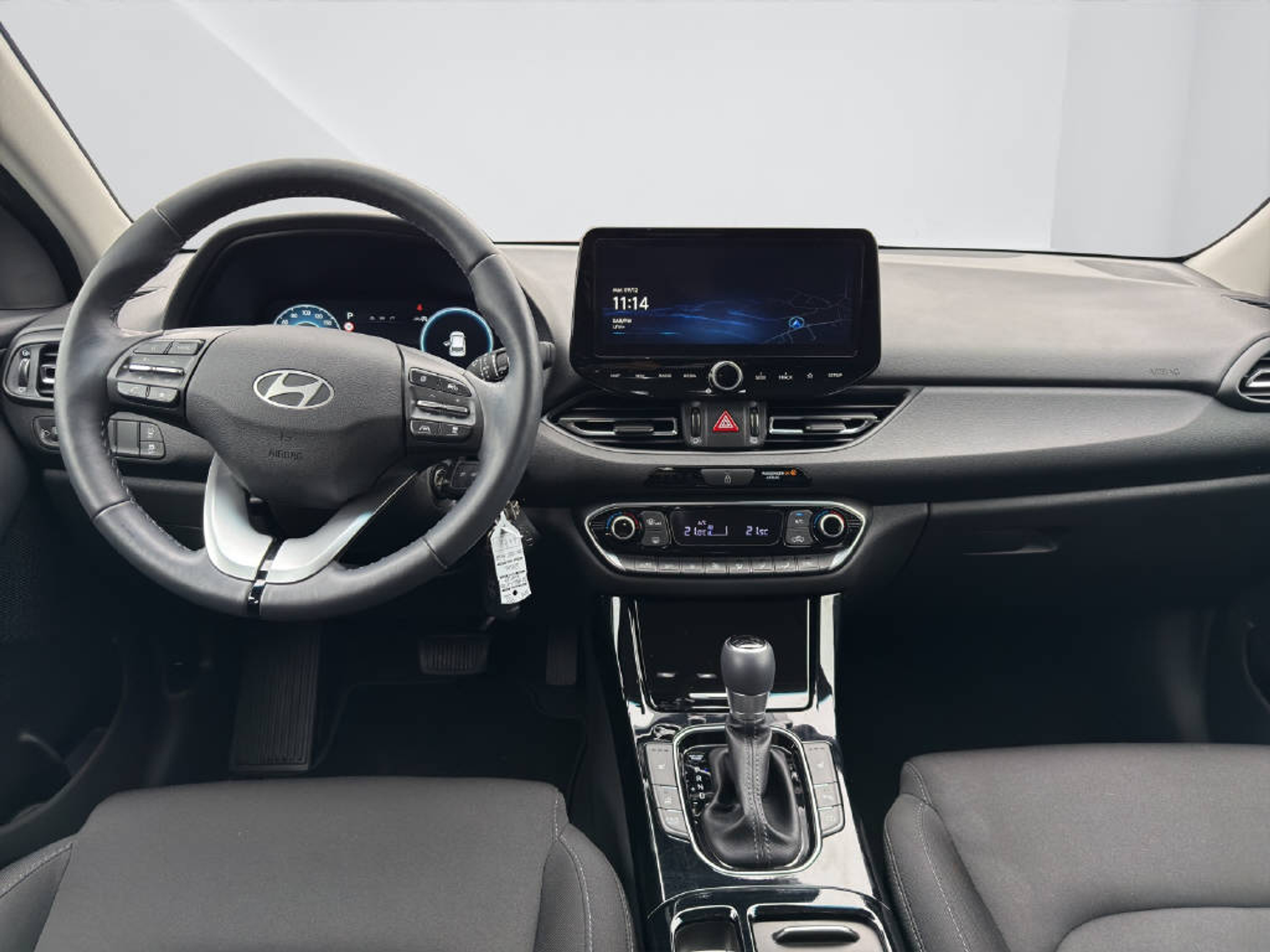 listing desktop thumbnail image 11