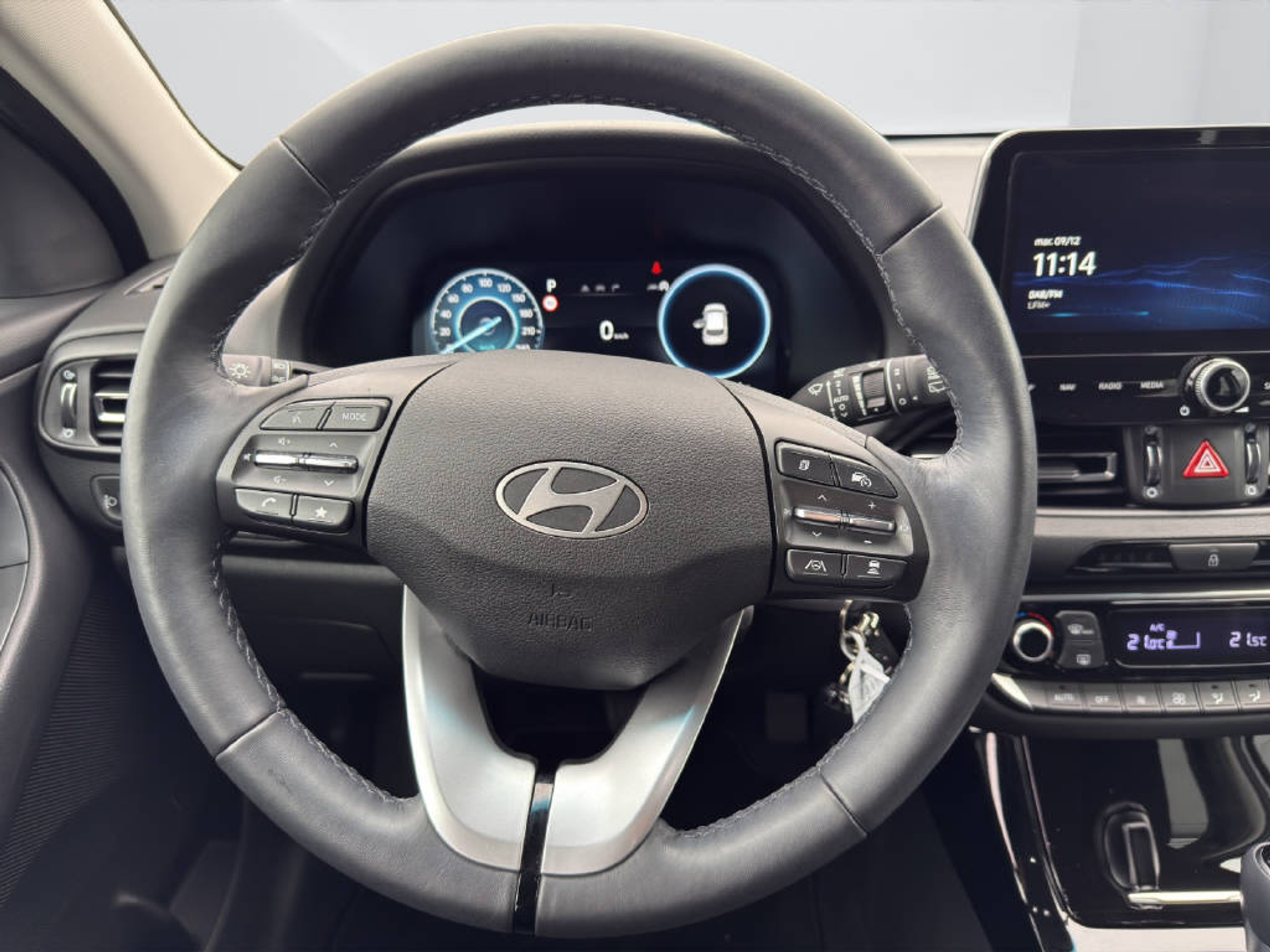 listing desktop thumbnail image 9