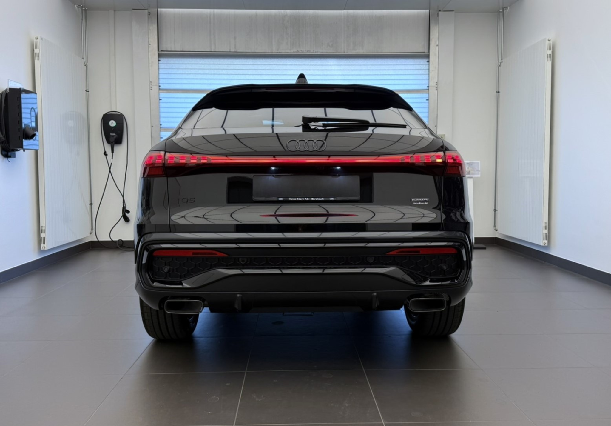 listing desktop thumbnail image 24