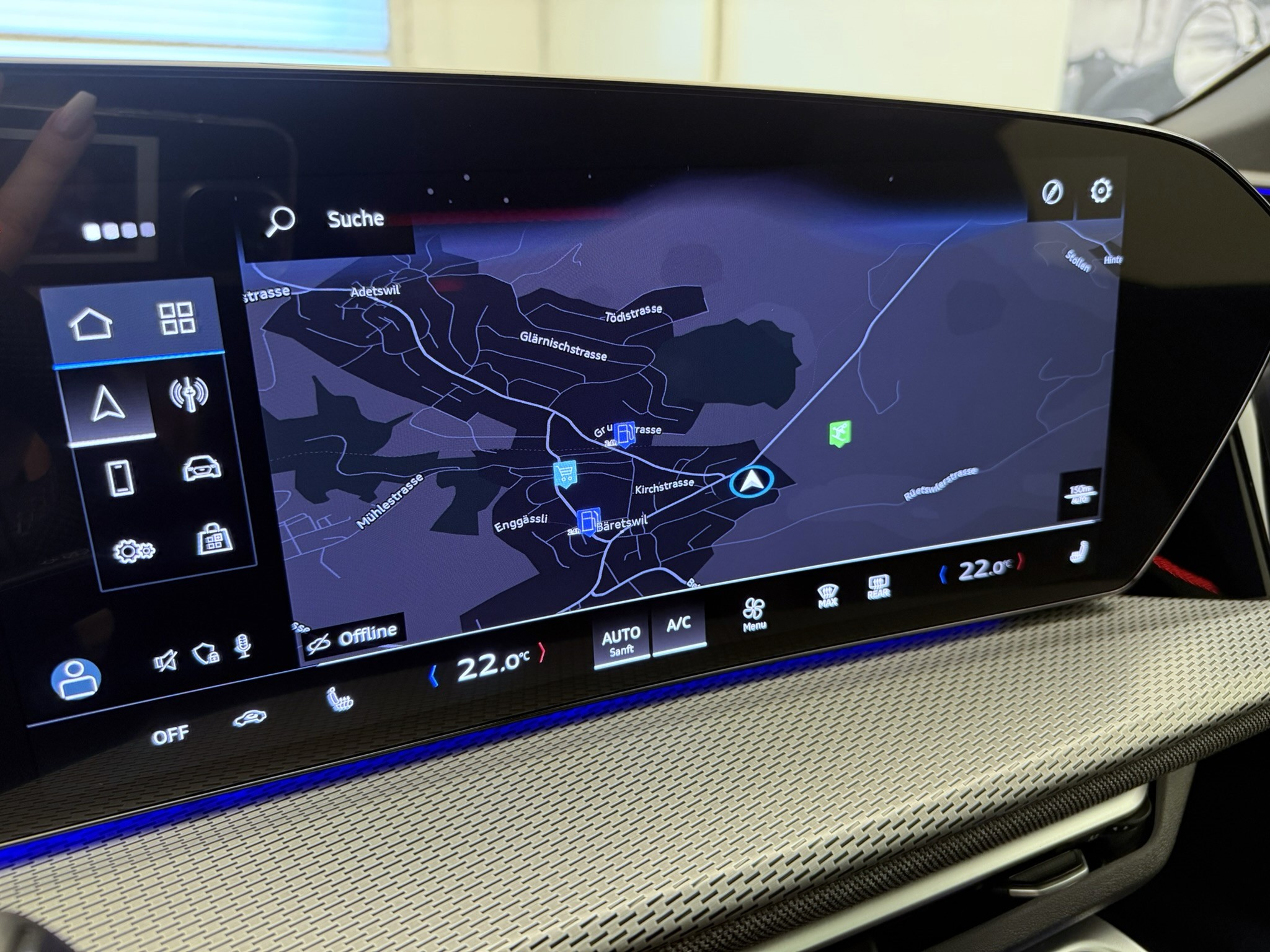 listing desktop thumbnail image 13